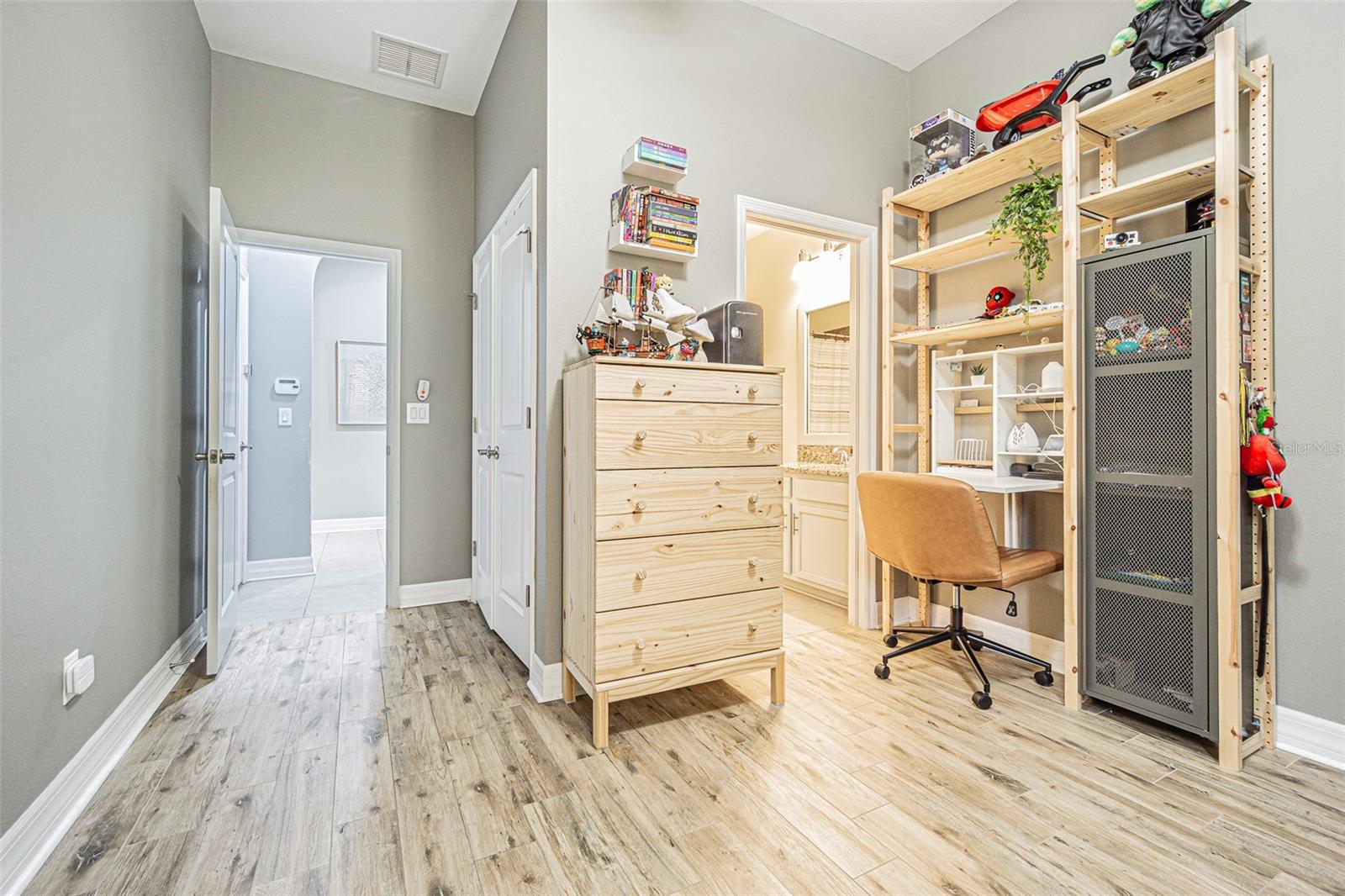 RETREAT AT CARROLLWOOD - Residential
