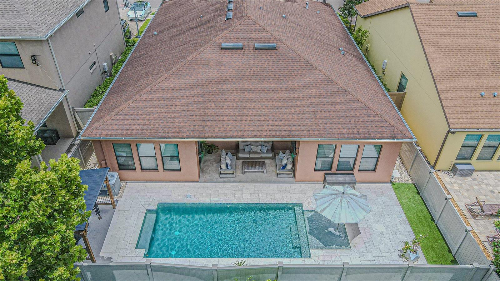 RETREAT AT CARROLLWOOD - Residential