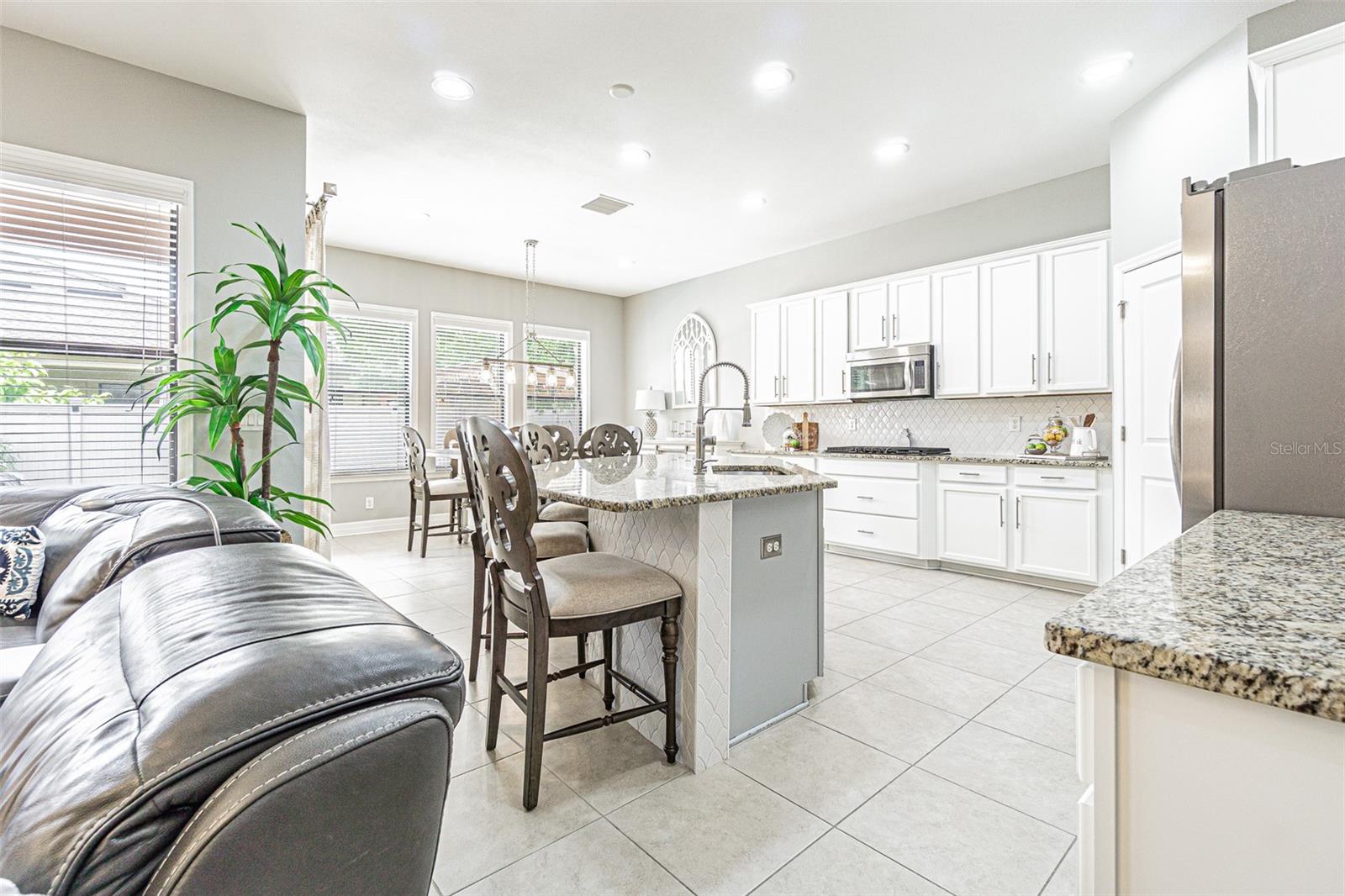 RETREAT AT CARROLLWOOD - Residential