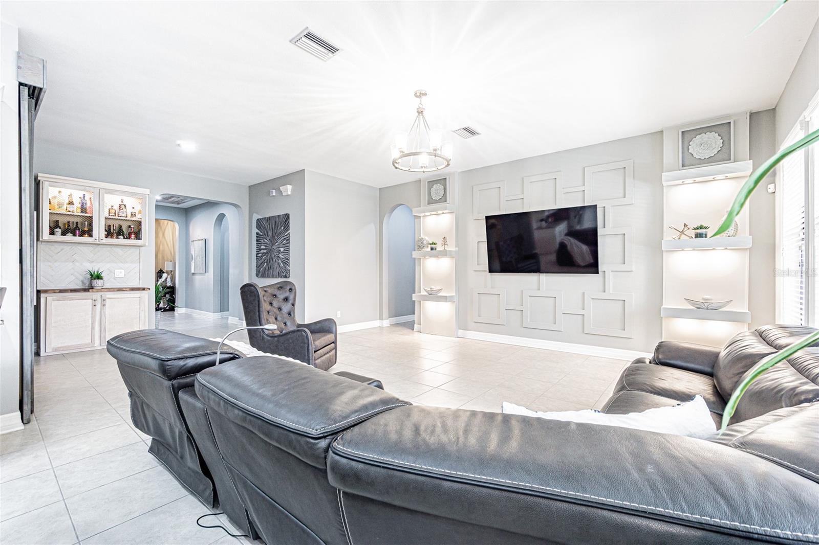 RETREAT AT CARROLLWOOD - Residential