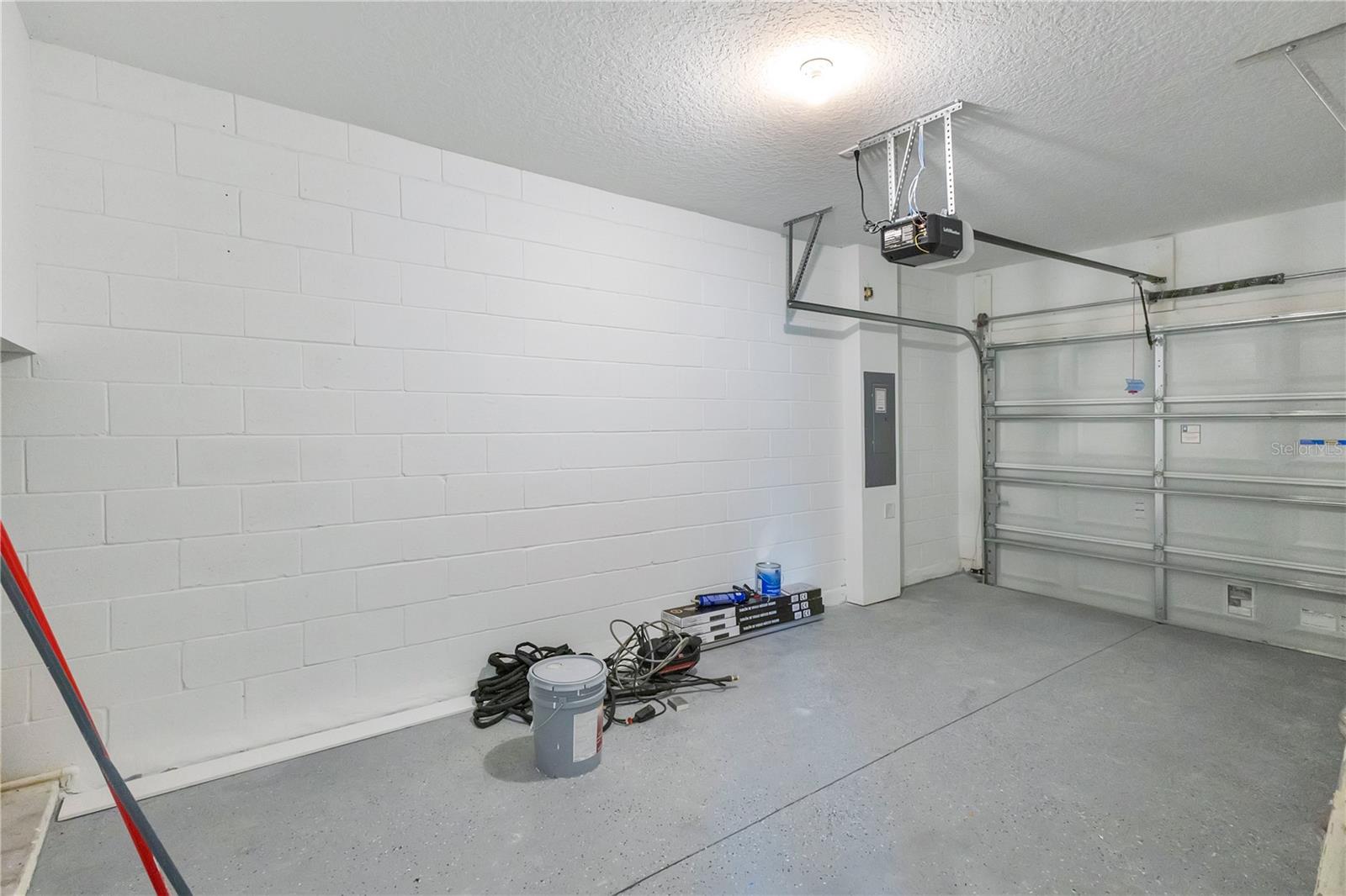 SOUTH CRK - Residential Lease