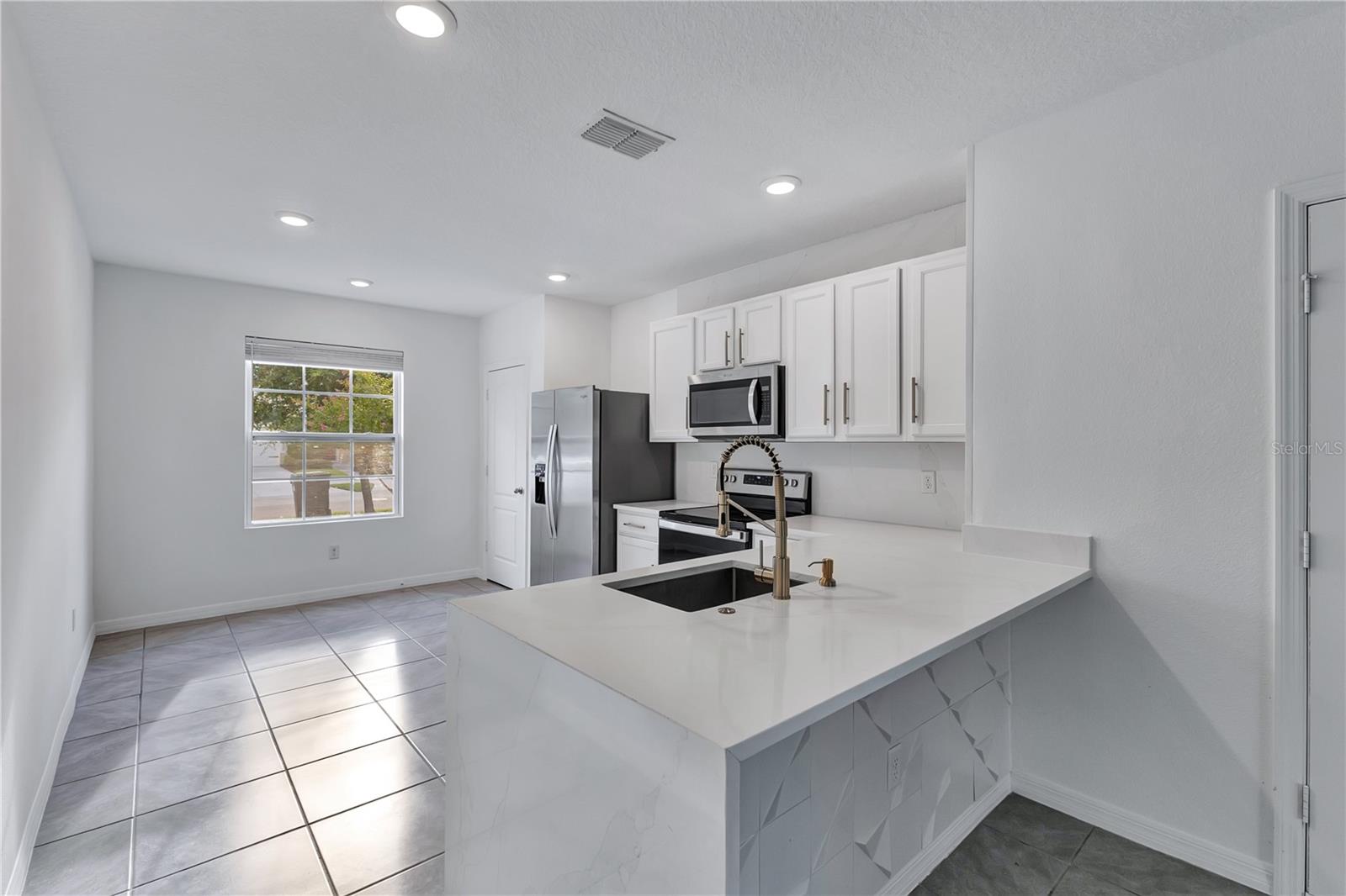 SOUTH CRK - Residential Lease