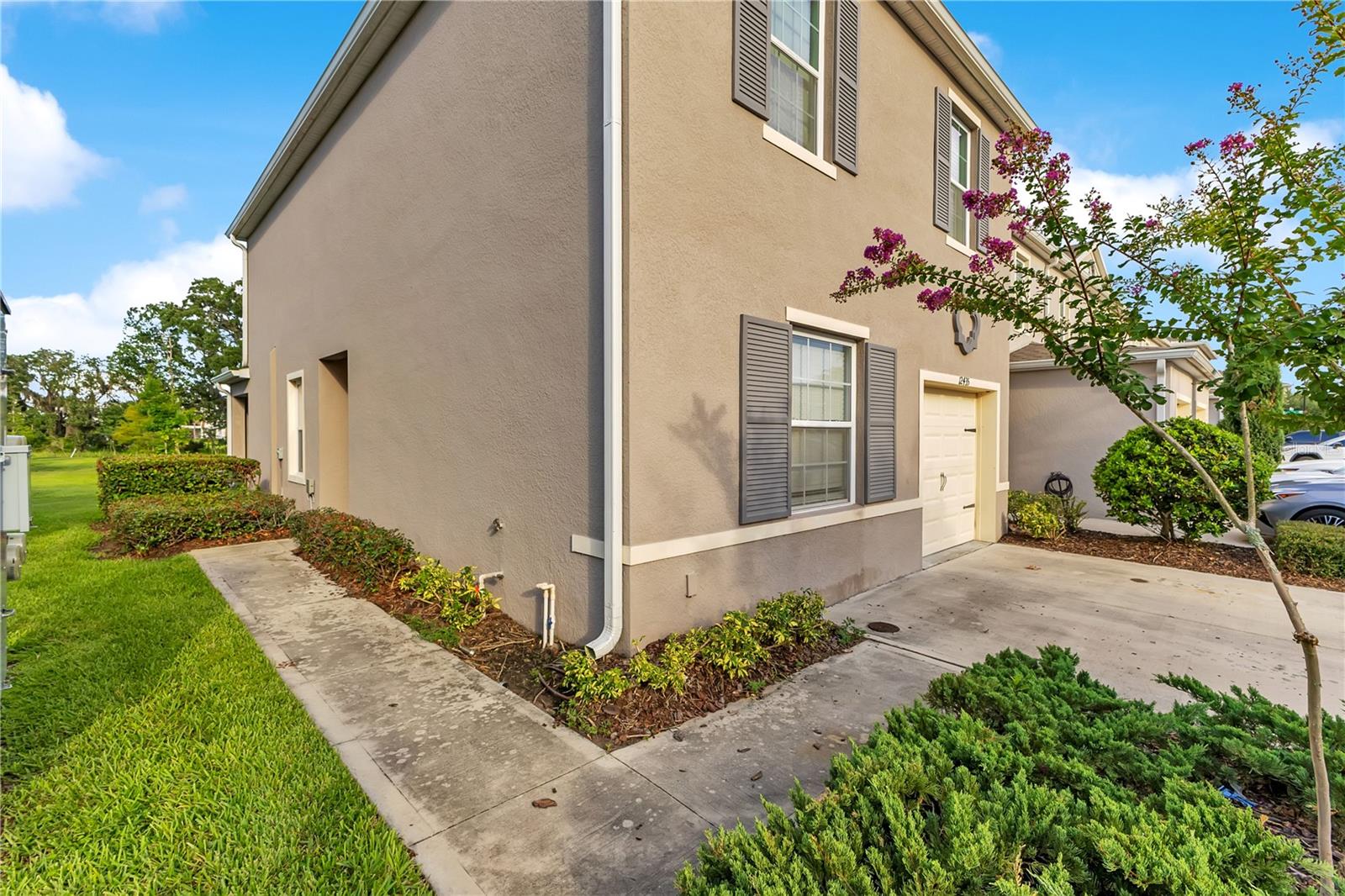 SOUTH CRK - Residential Lease
