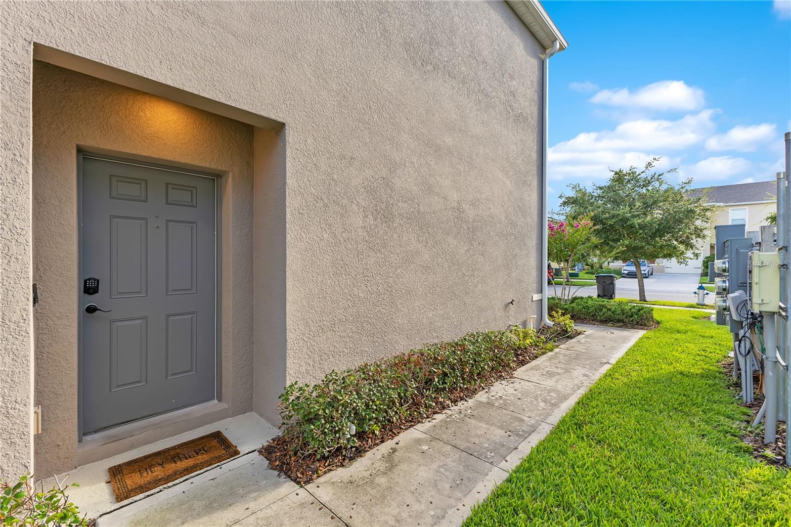 SOUTH CRK - Residential Lease