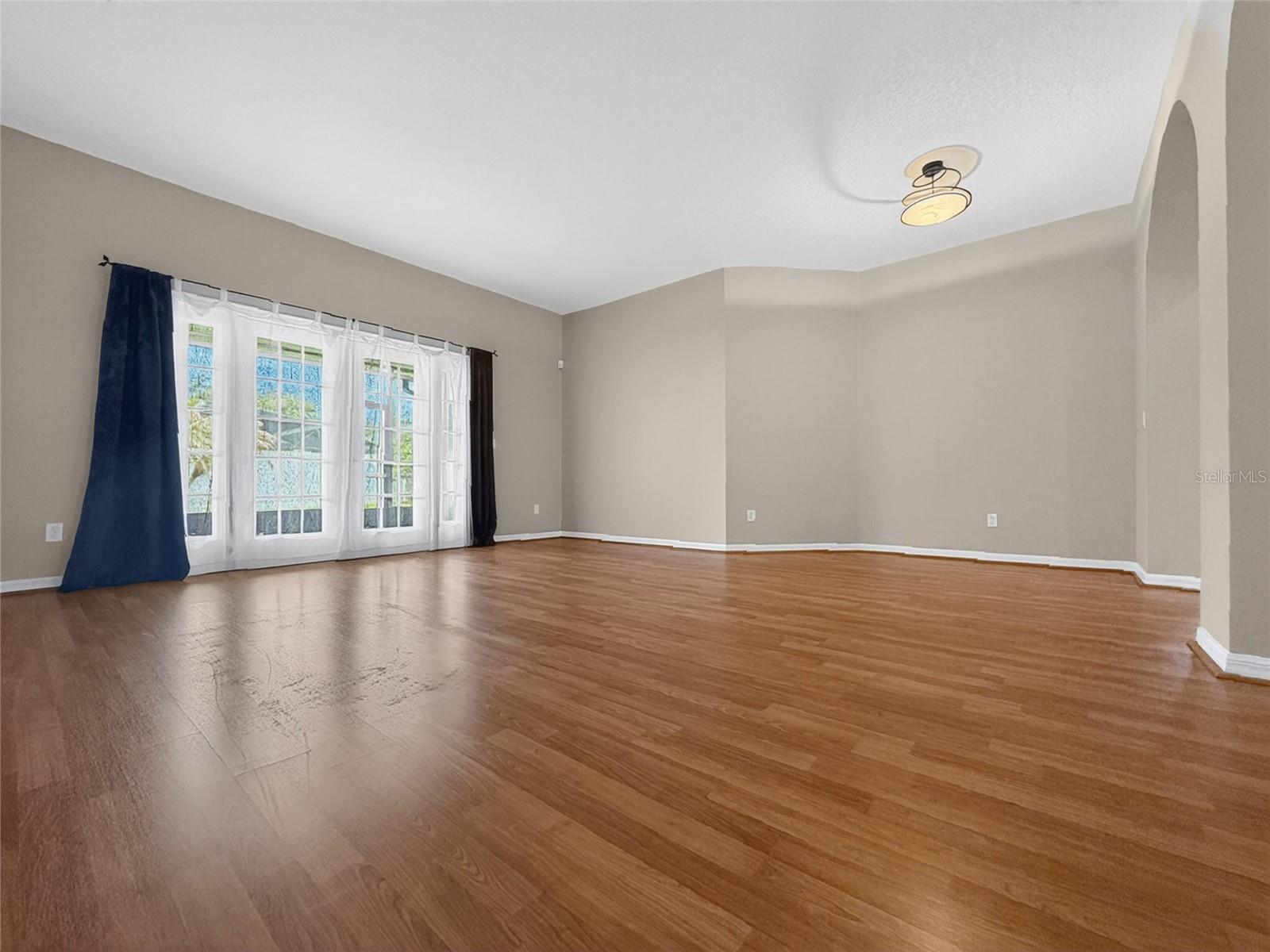 STONEYBROOK WEST - Residential