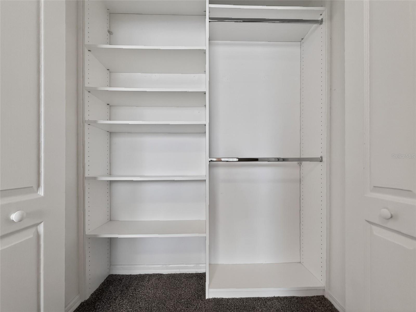 STONEYBROOK WEST - Residential