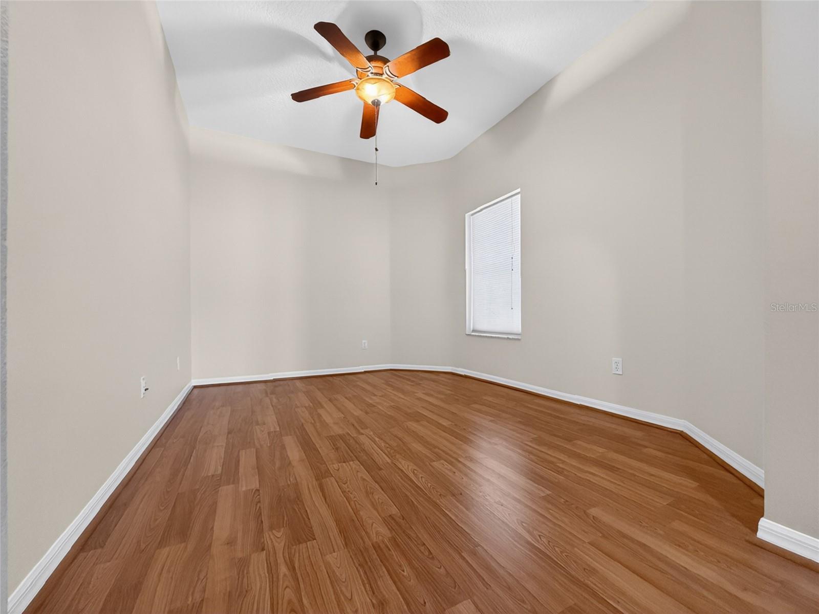 STONEYBROOK WEST - Residential