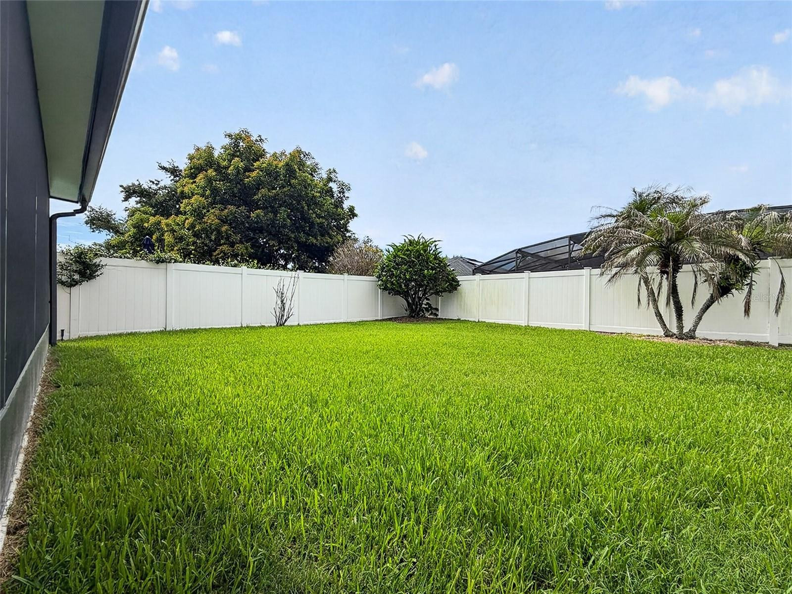 STONEYBROOK WEST - Residential