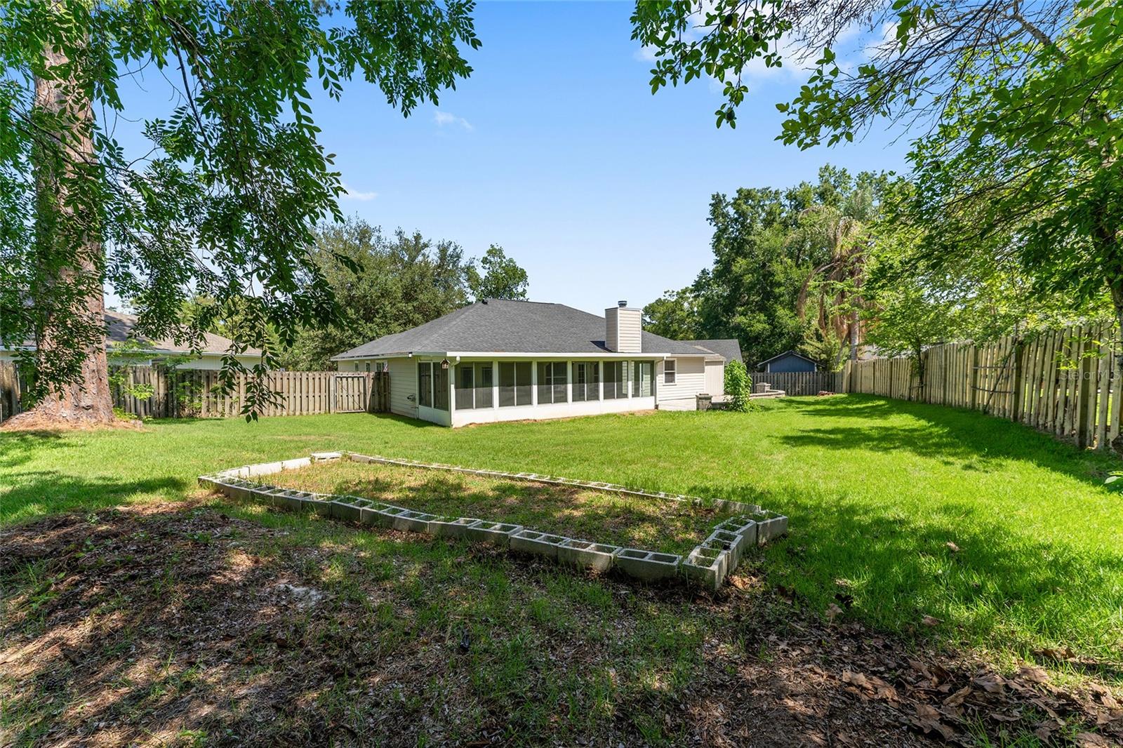 EAGLE POINT CLUSTER PH 1 - Residential