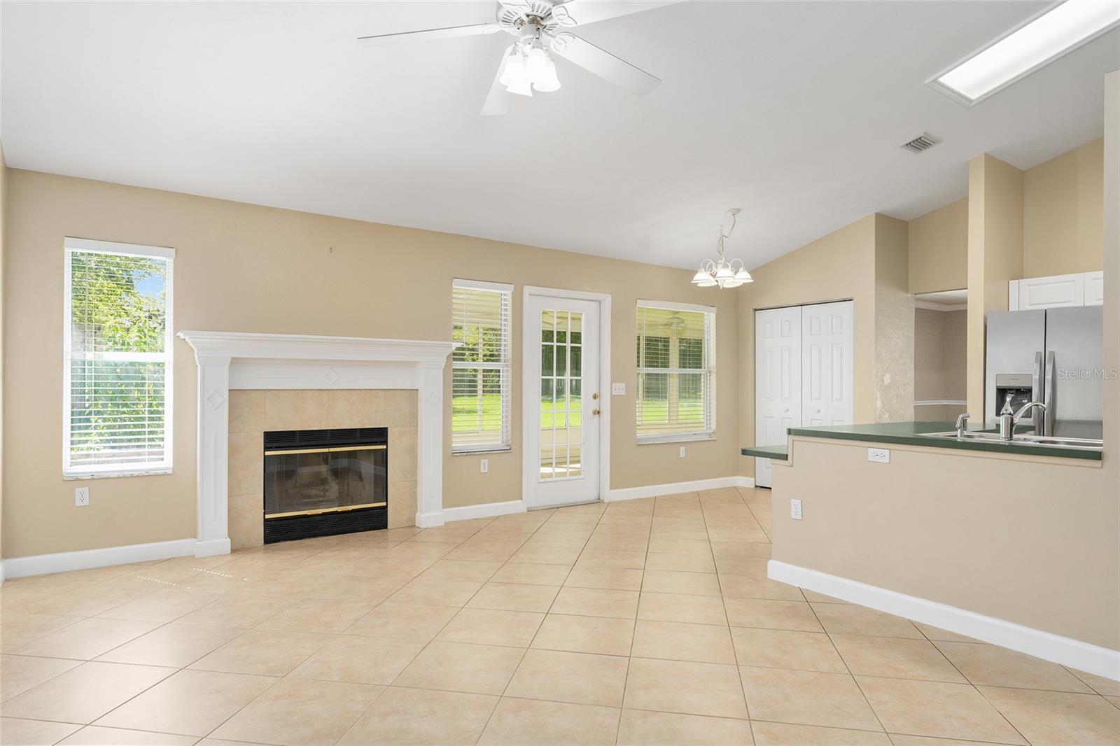 EAGLE POINT CLUSTER PH 1 - Residential