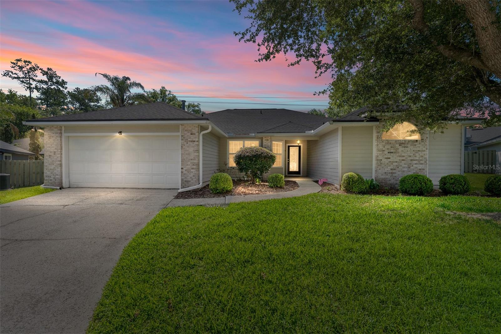 EAGLE POINT CLUSTER PH 1 - Residential