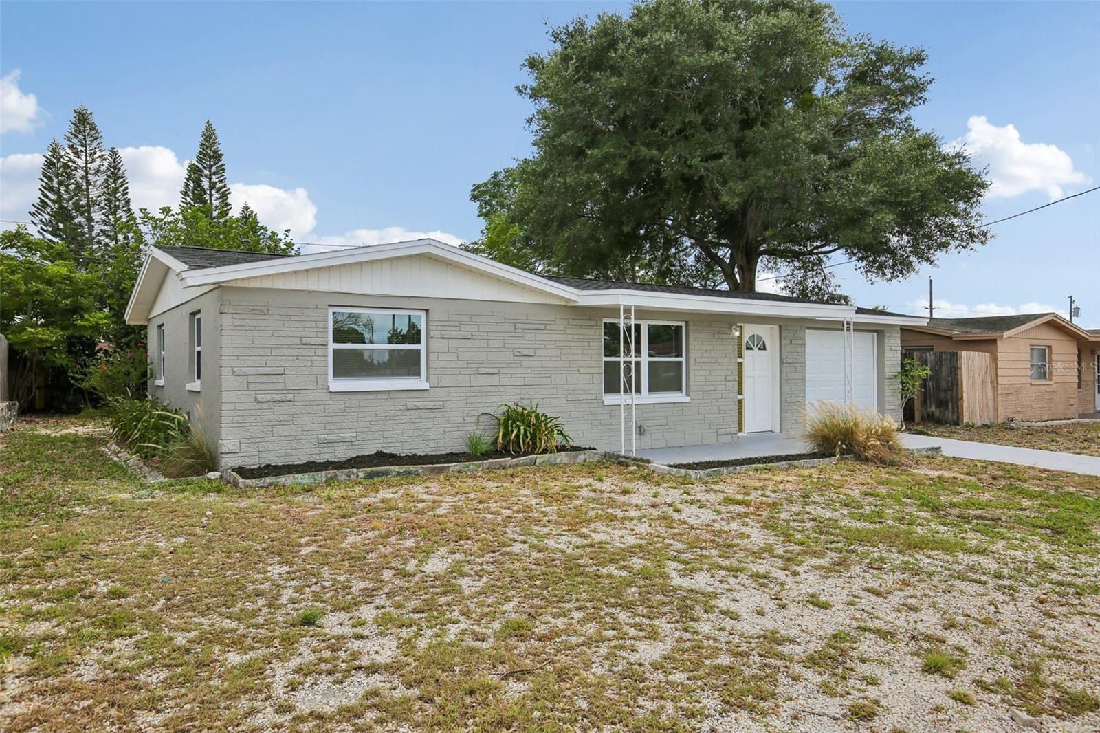 CREST RIDGE GARDENS - Residential