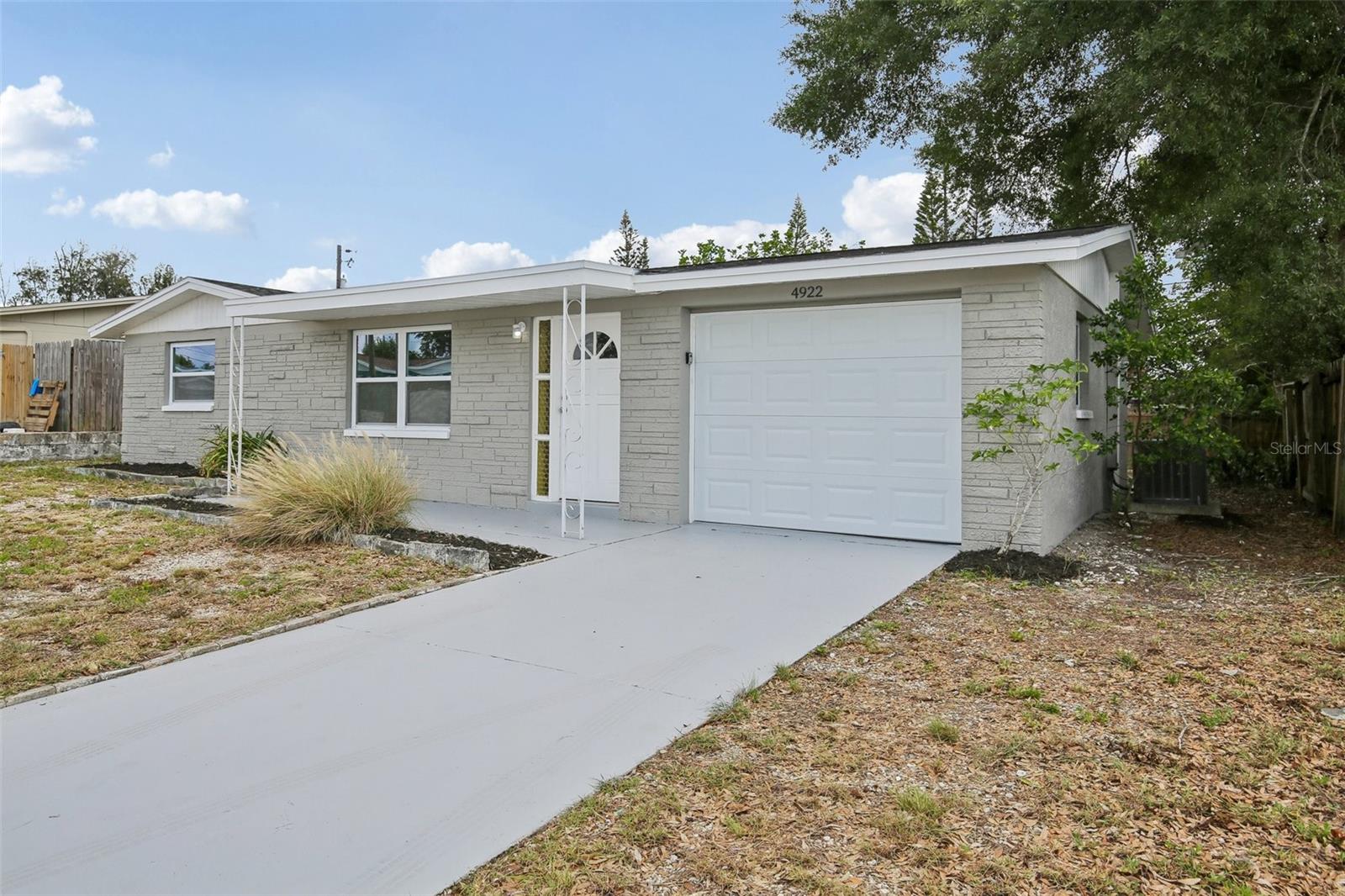 CREST RIDGE GARDENS - Residential