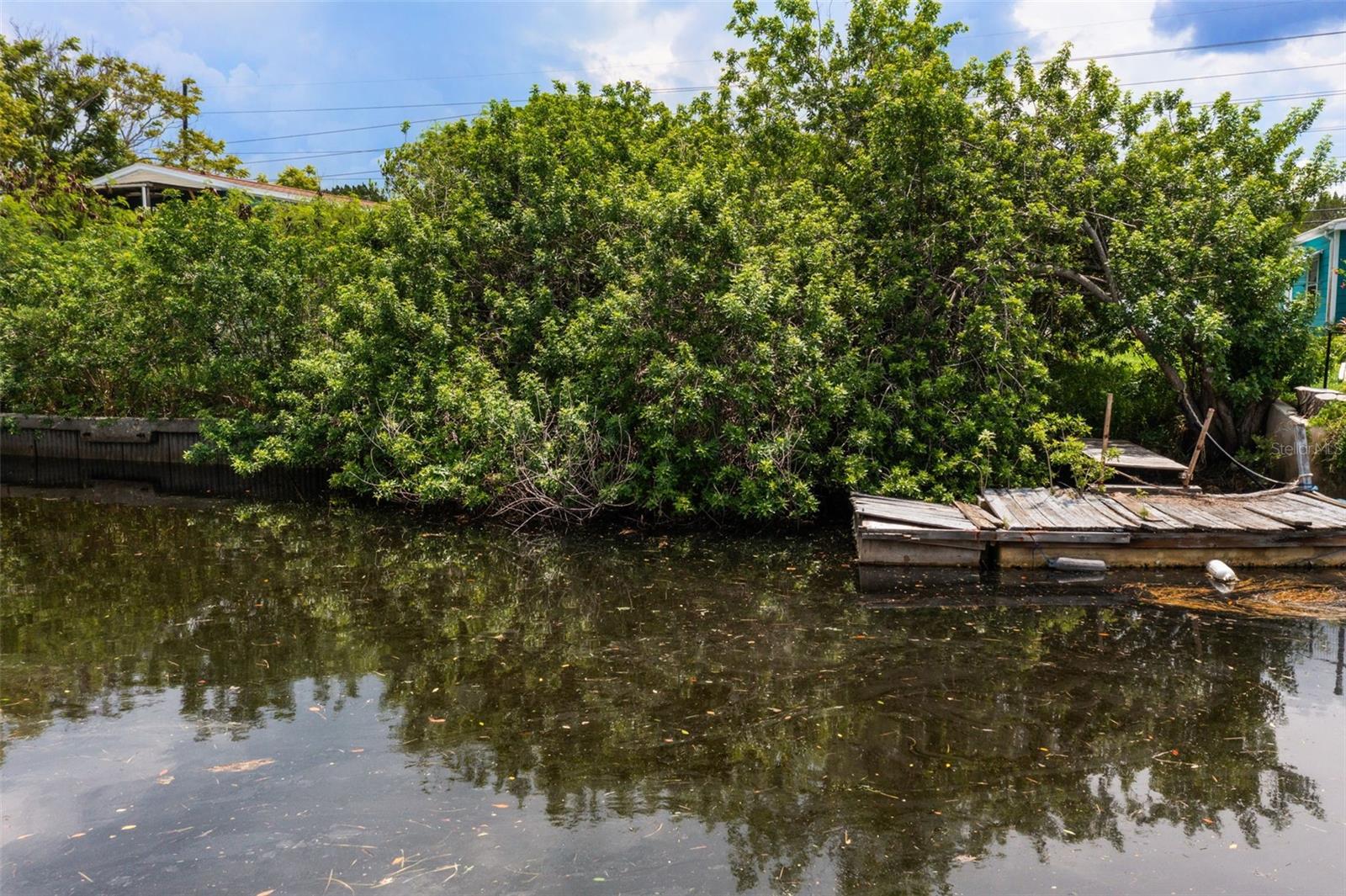 CAPE CAY - Land