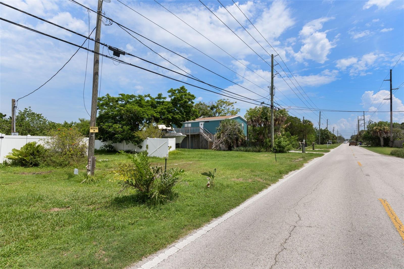 CAPE CAY - Land