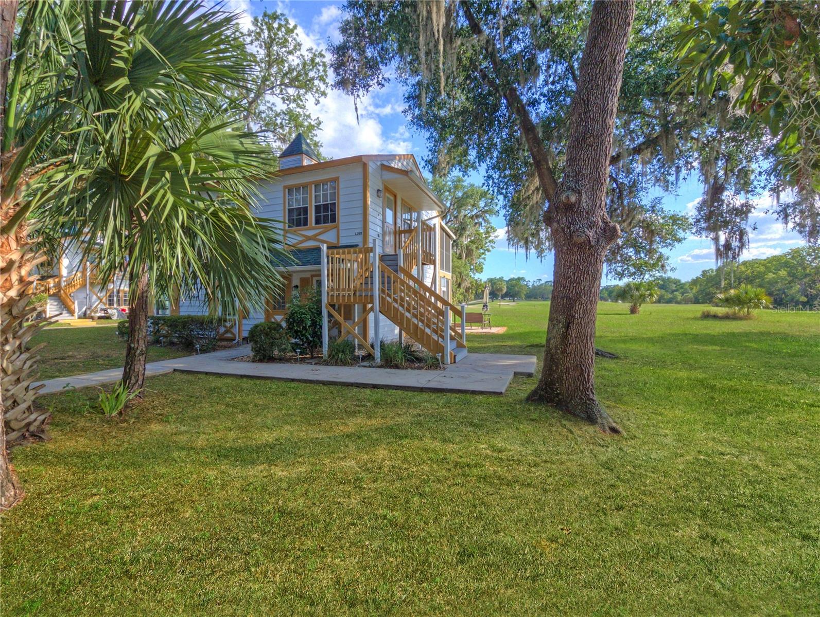 DERBY DOWNS - Residential