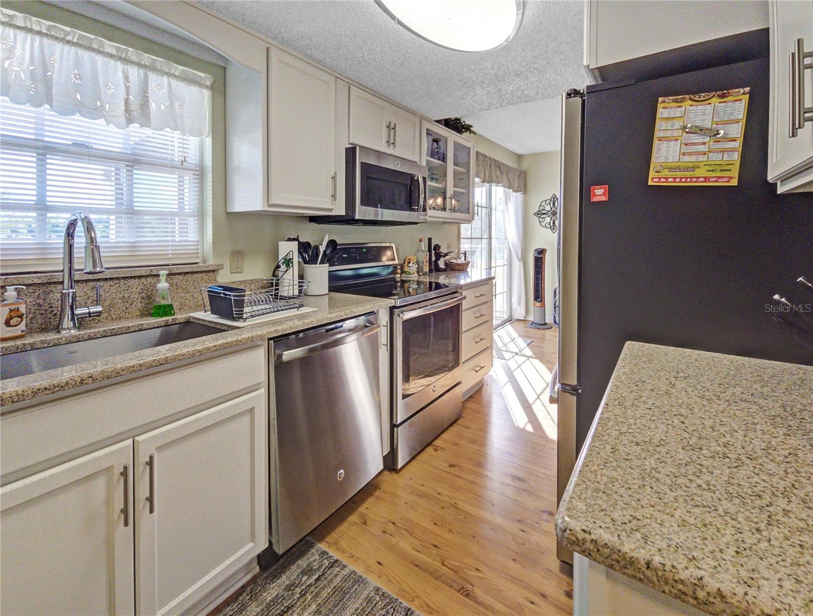 DERBY DOWNS - Residential