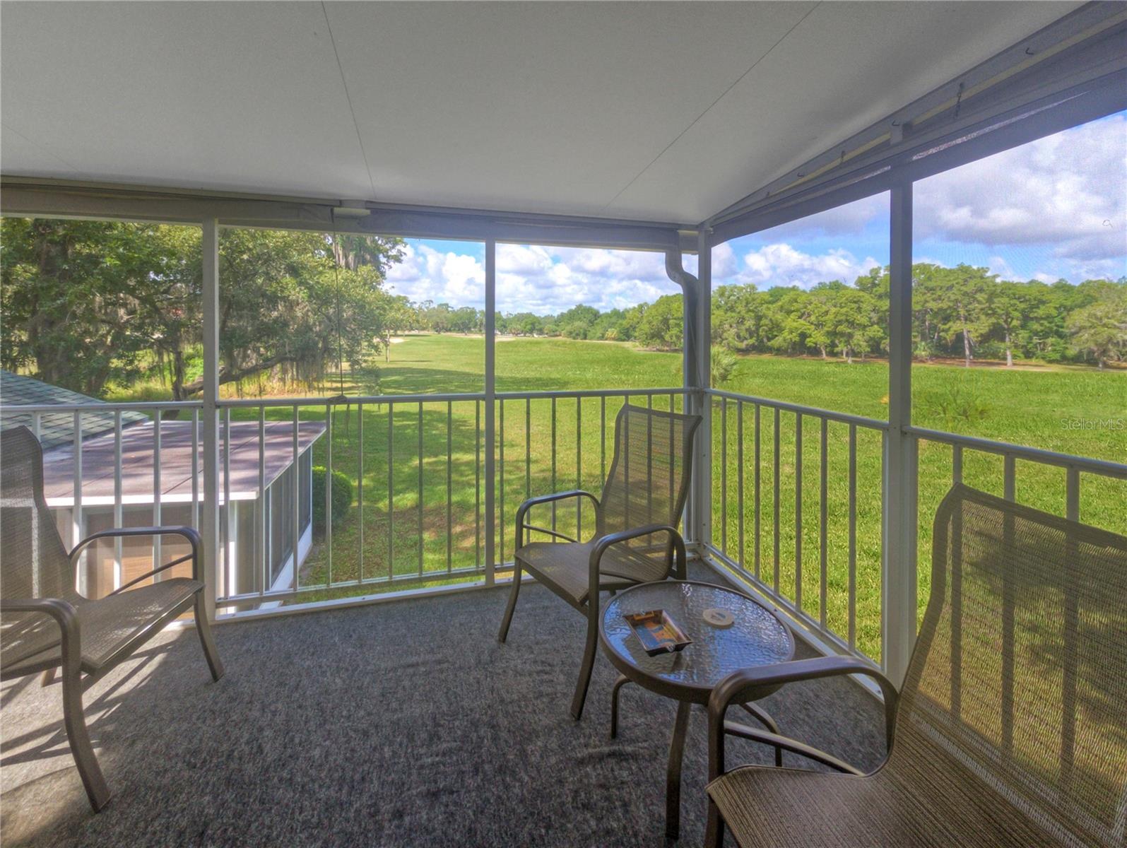 DERBY DOWNS - Residential