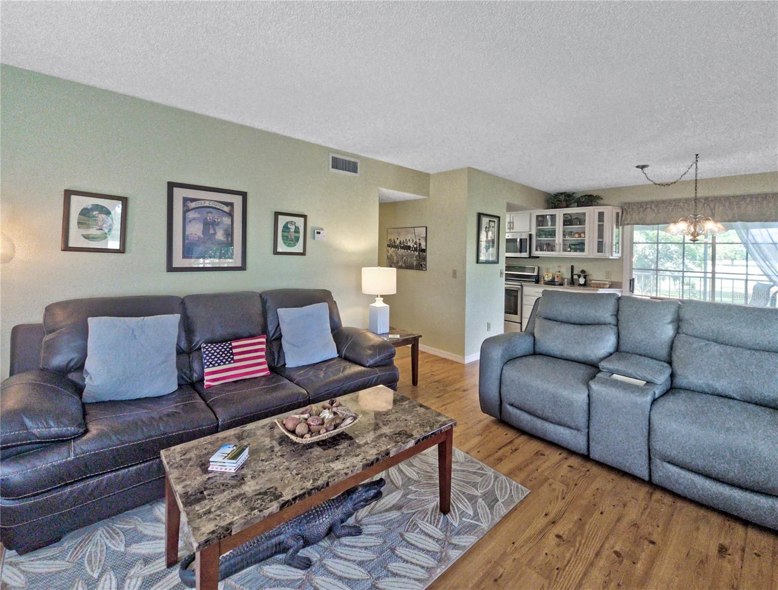 DERBY DOWNS - Residential
