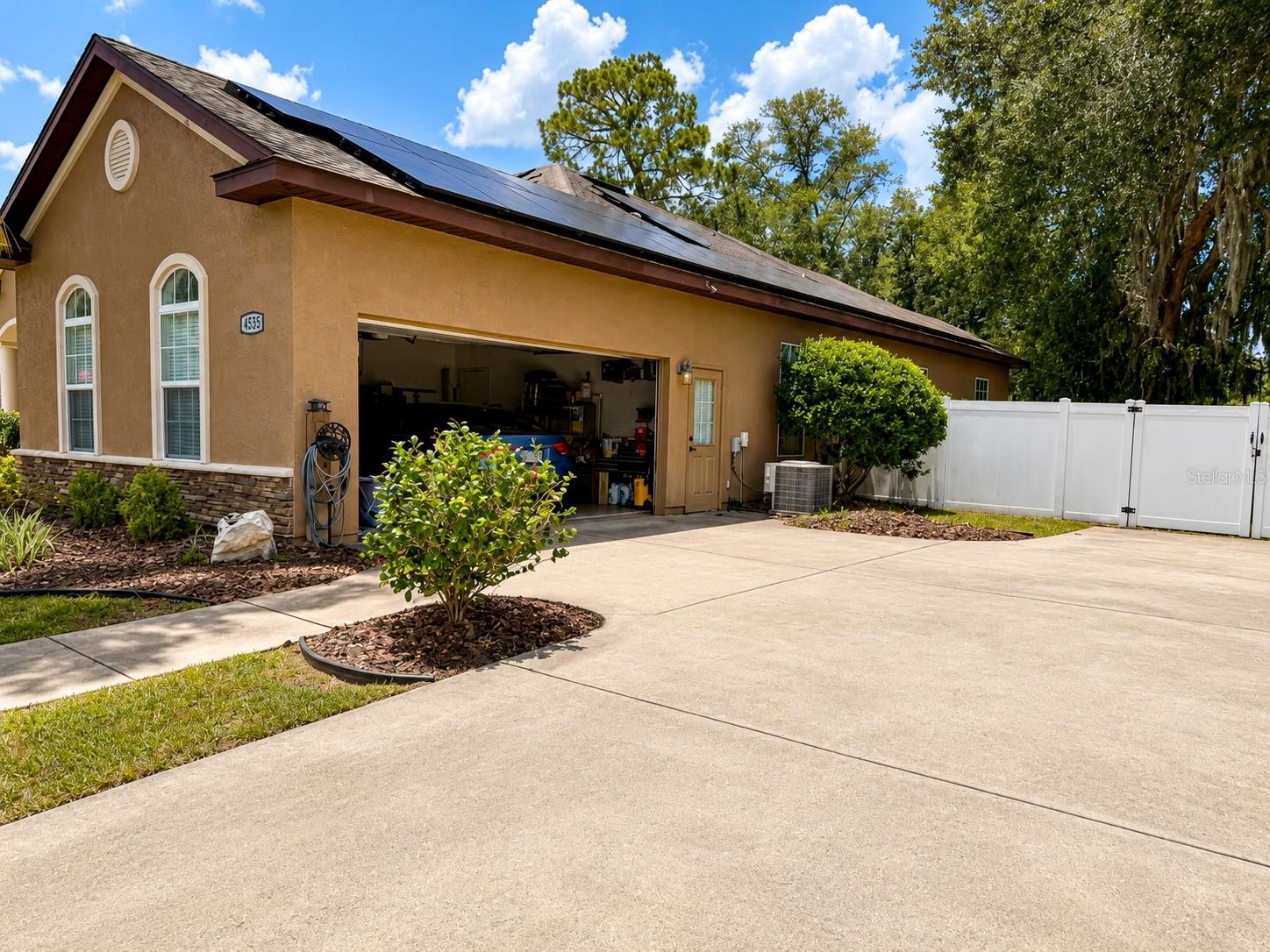 MAGNOLIA GROVE - Residential