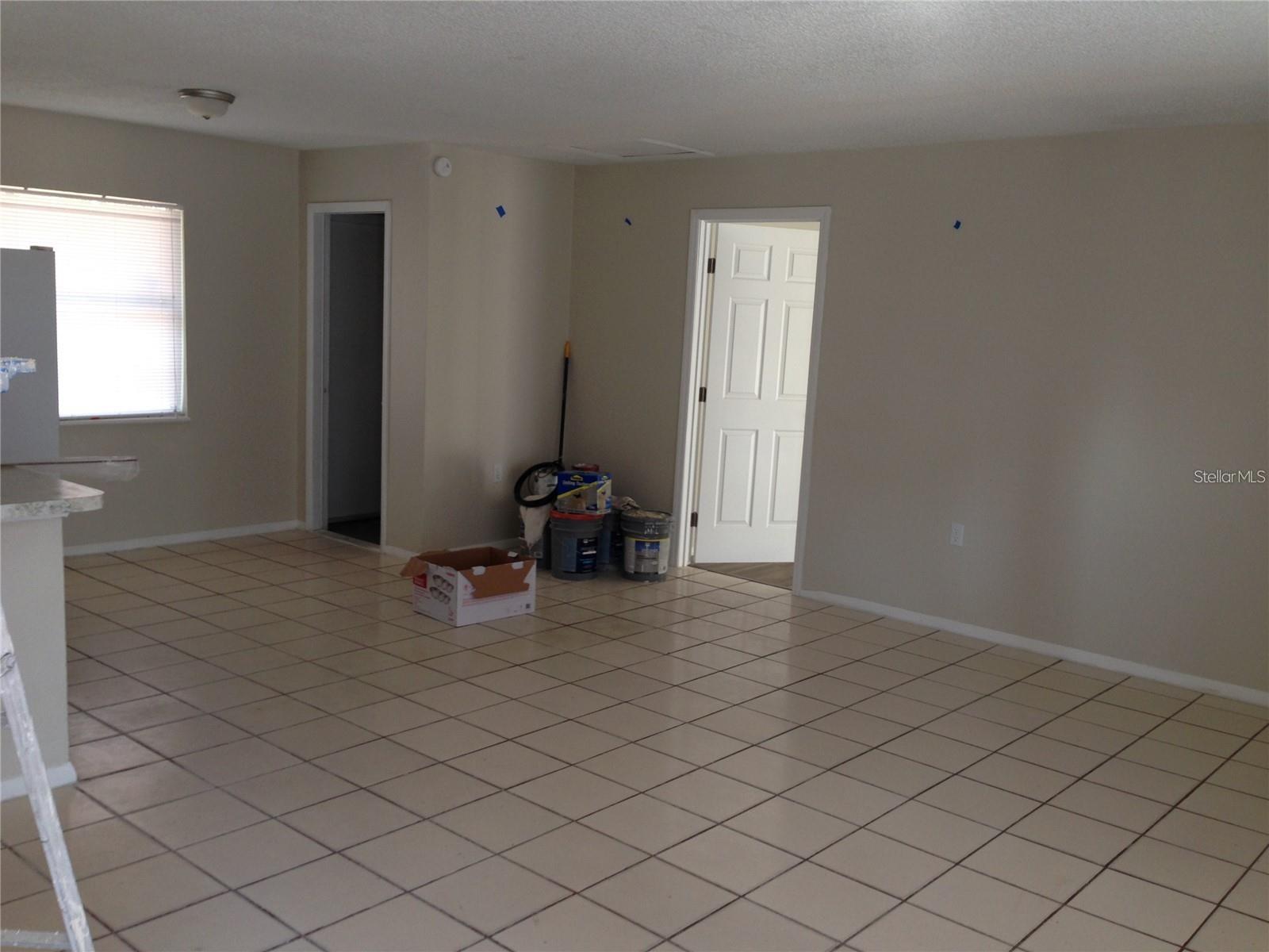 BREEZEWOOD UNIT 02 - Residential Lease
