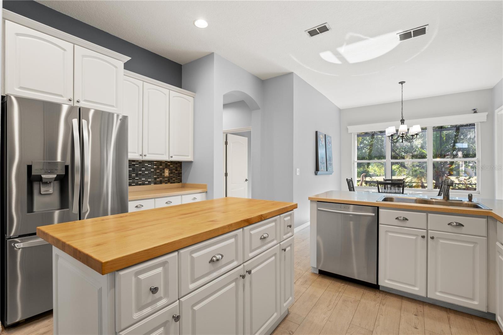 SUN CITY CENTER UNIT 255 - Residential