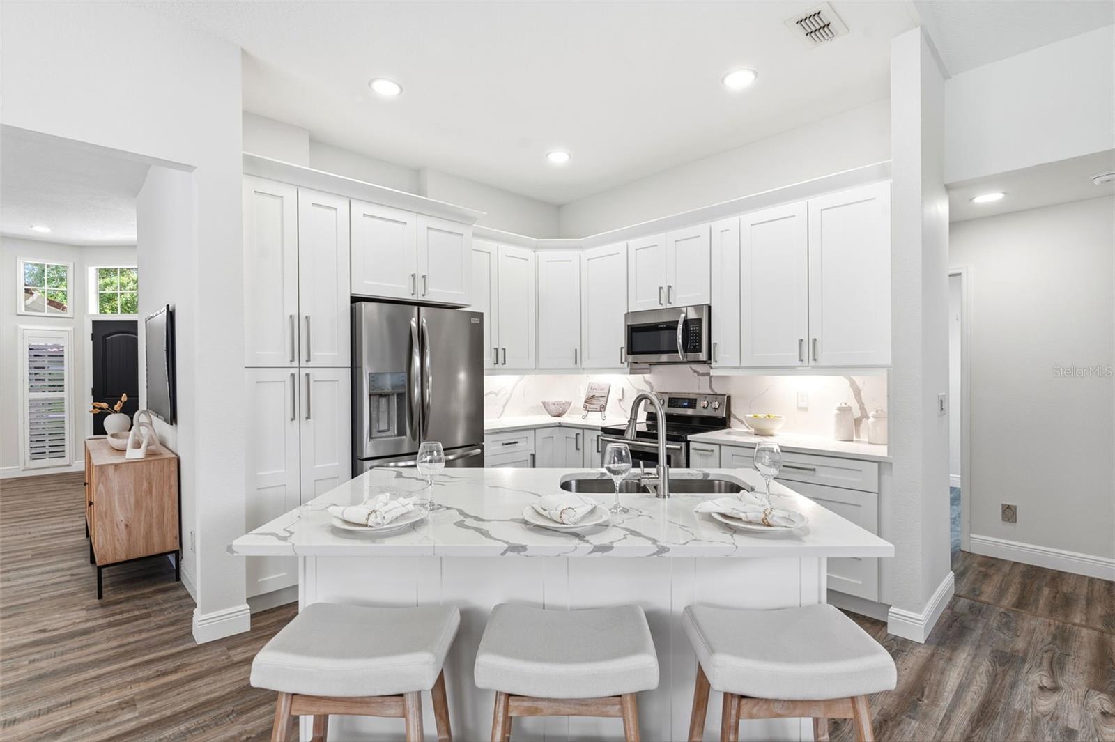 PLACIDO BAYOU - Residential