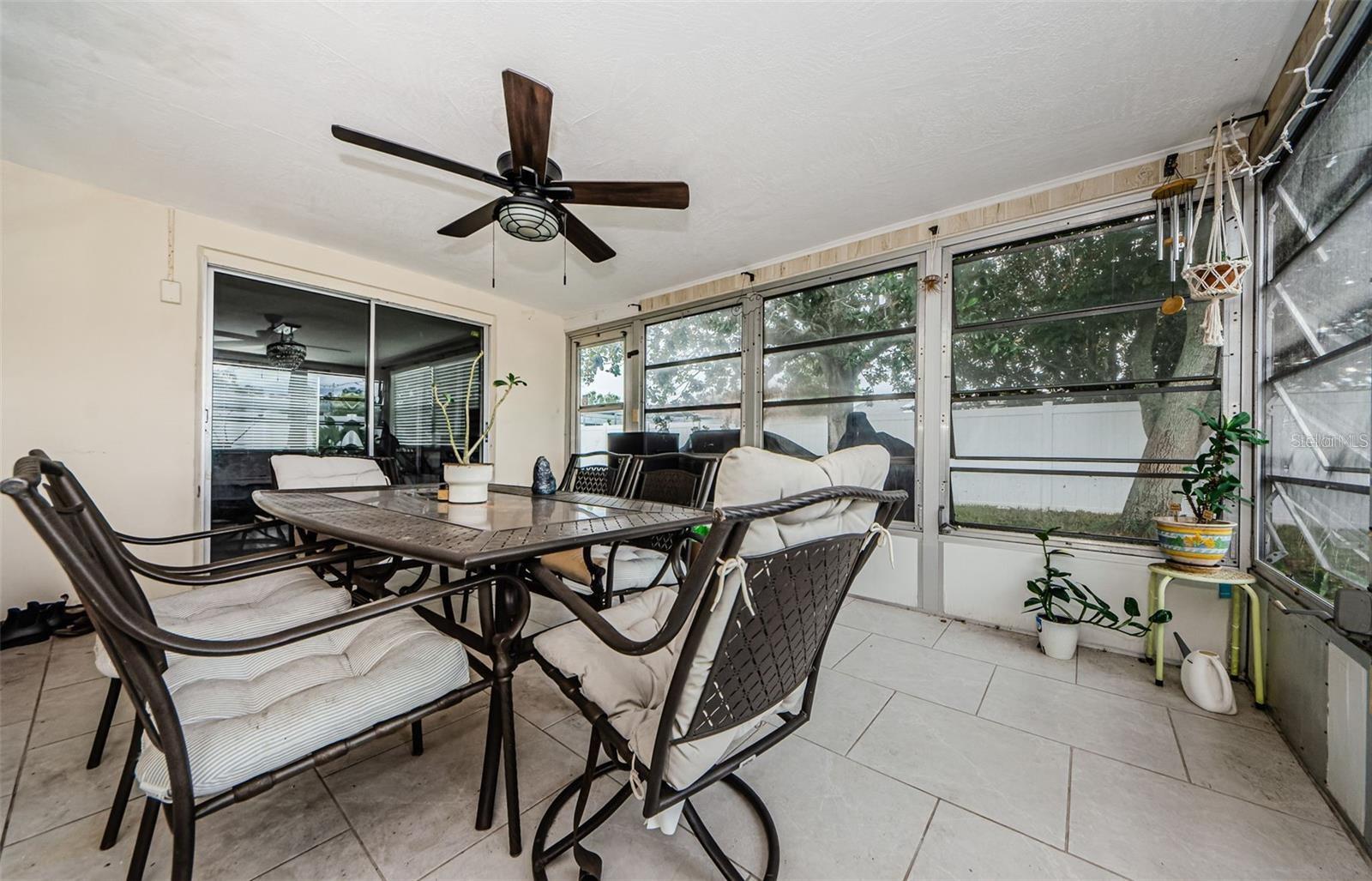 COLONIAL HILLS - Residential Lease