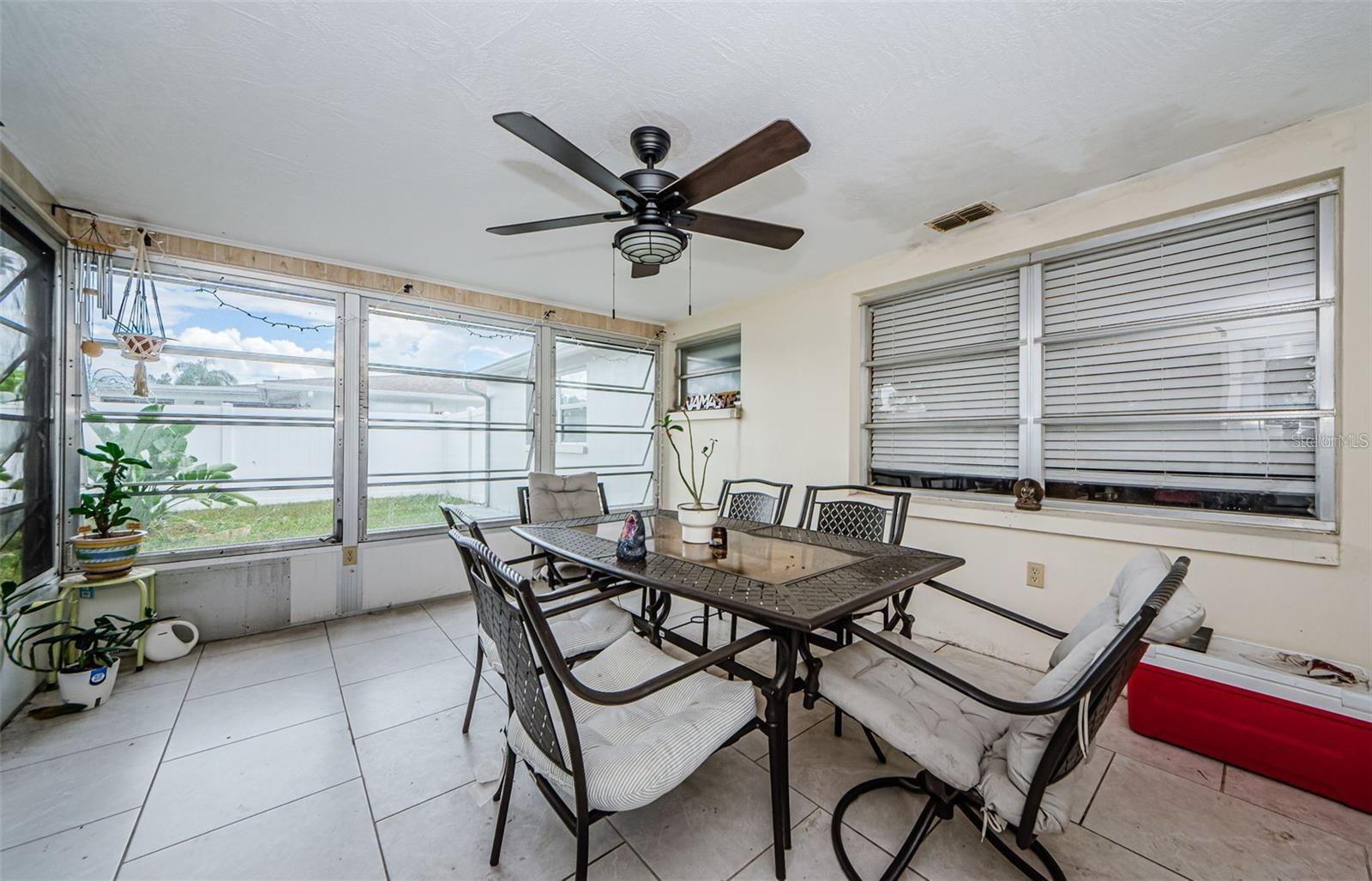 COLONIAL HILLS - Residential Lease