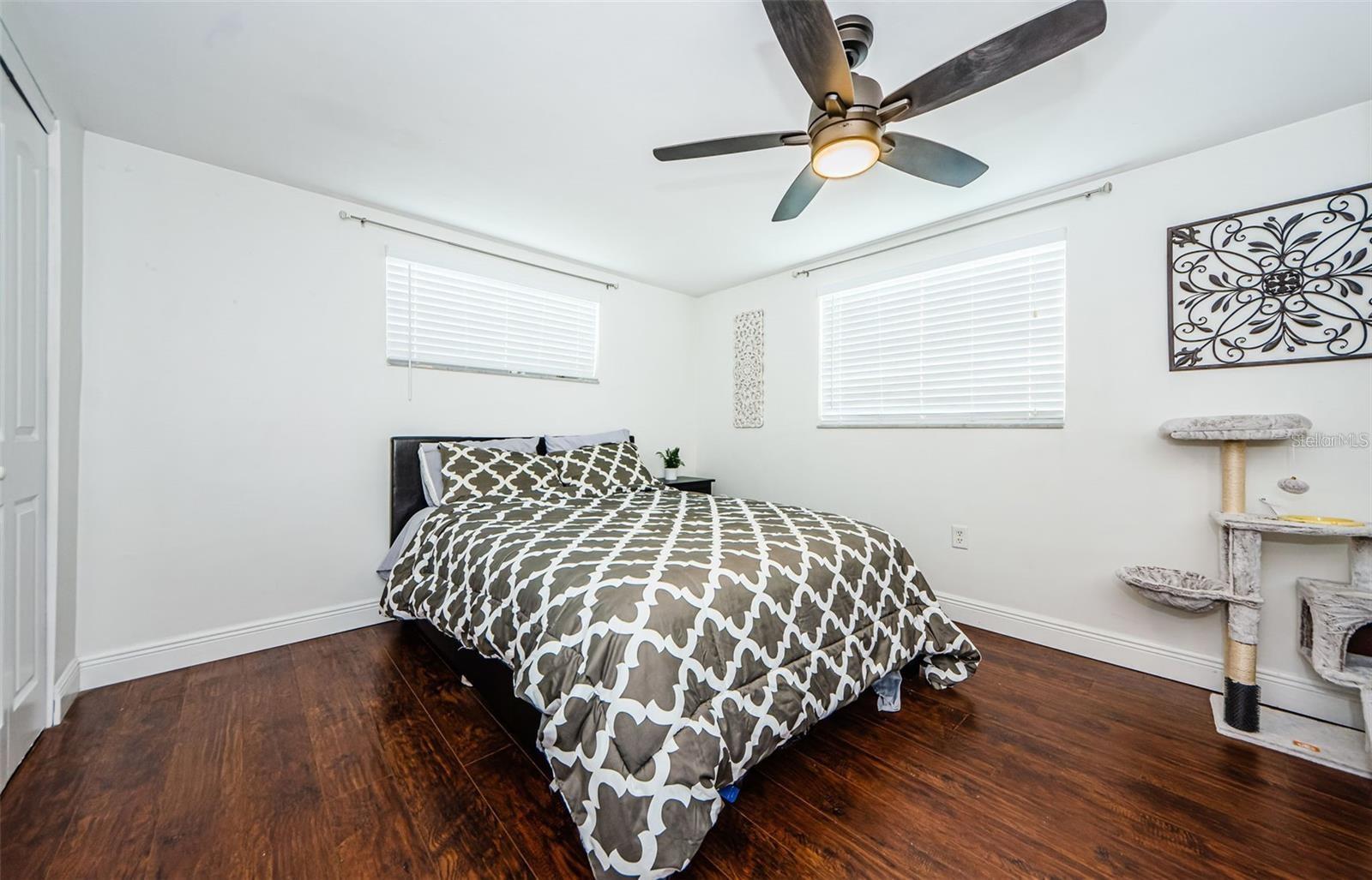 COLONIAL HILLS - Residential Lease