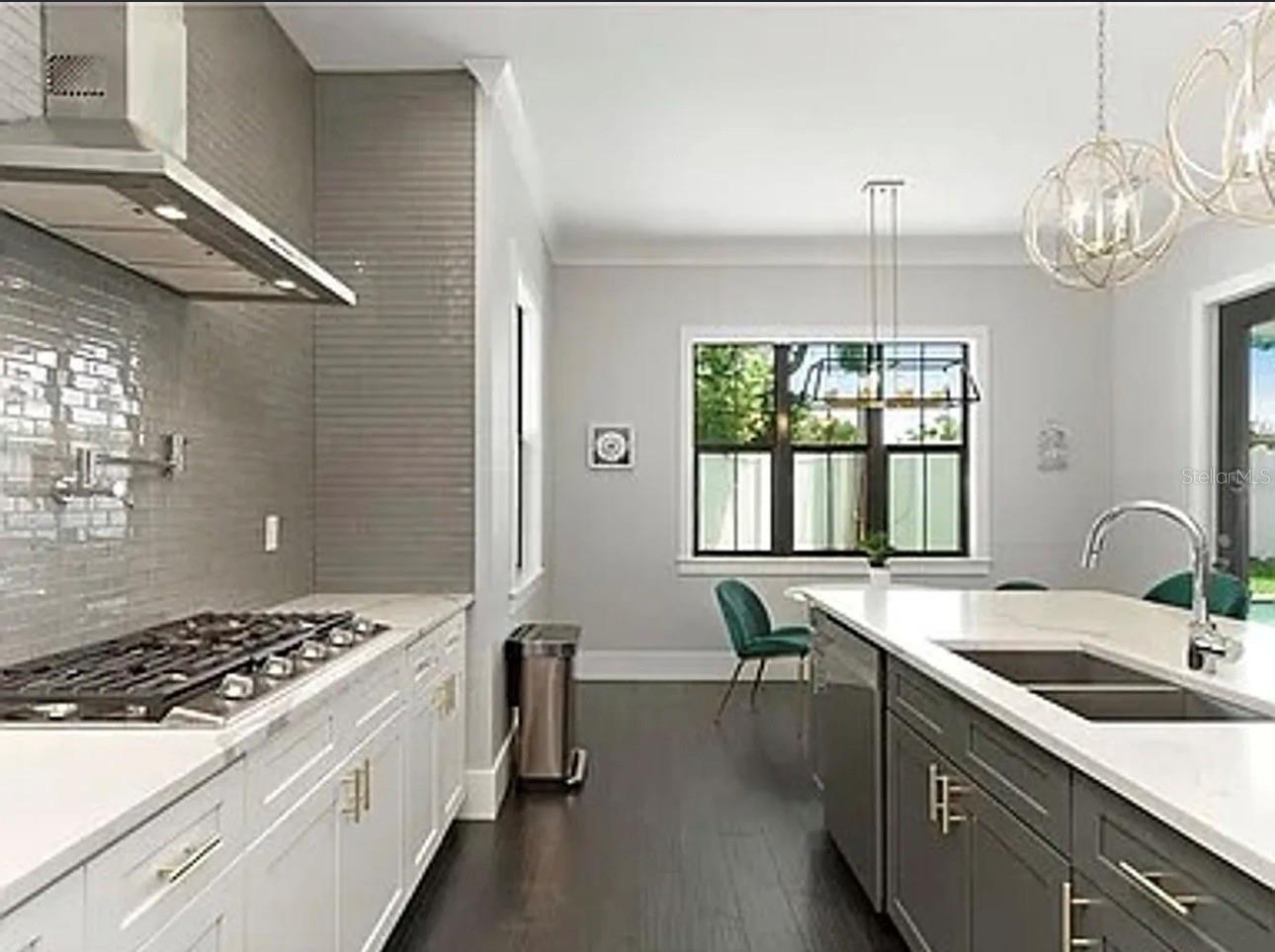 LAKE FOREST PARK S/20 LOT 26 BLK B - Residential Lease