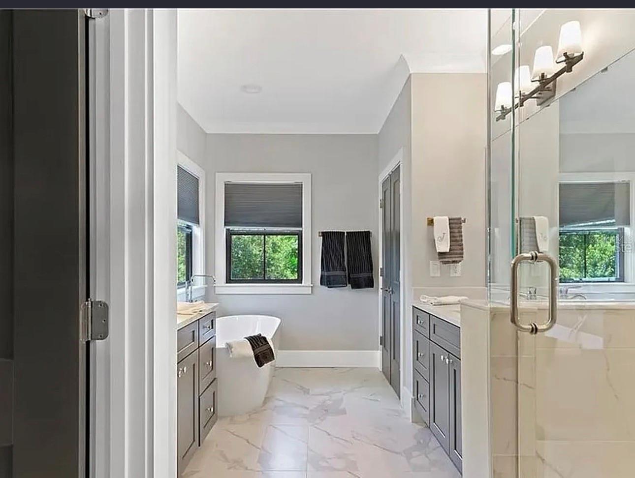 LAKE FOREST PARK S/20 LOT 26 BLK B - Residential Lease