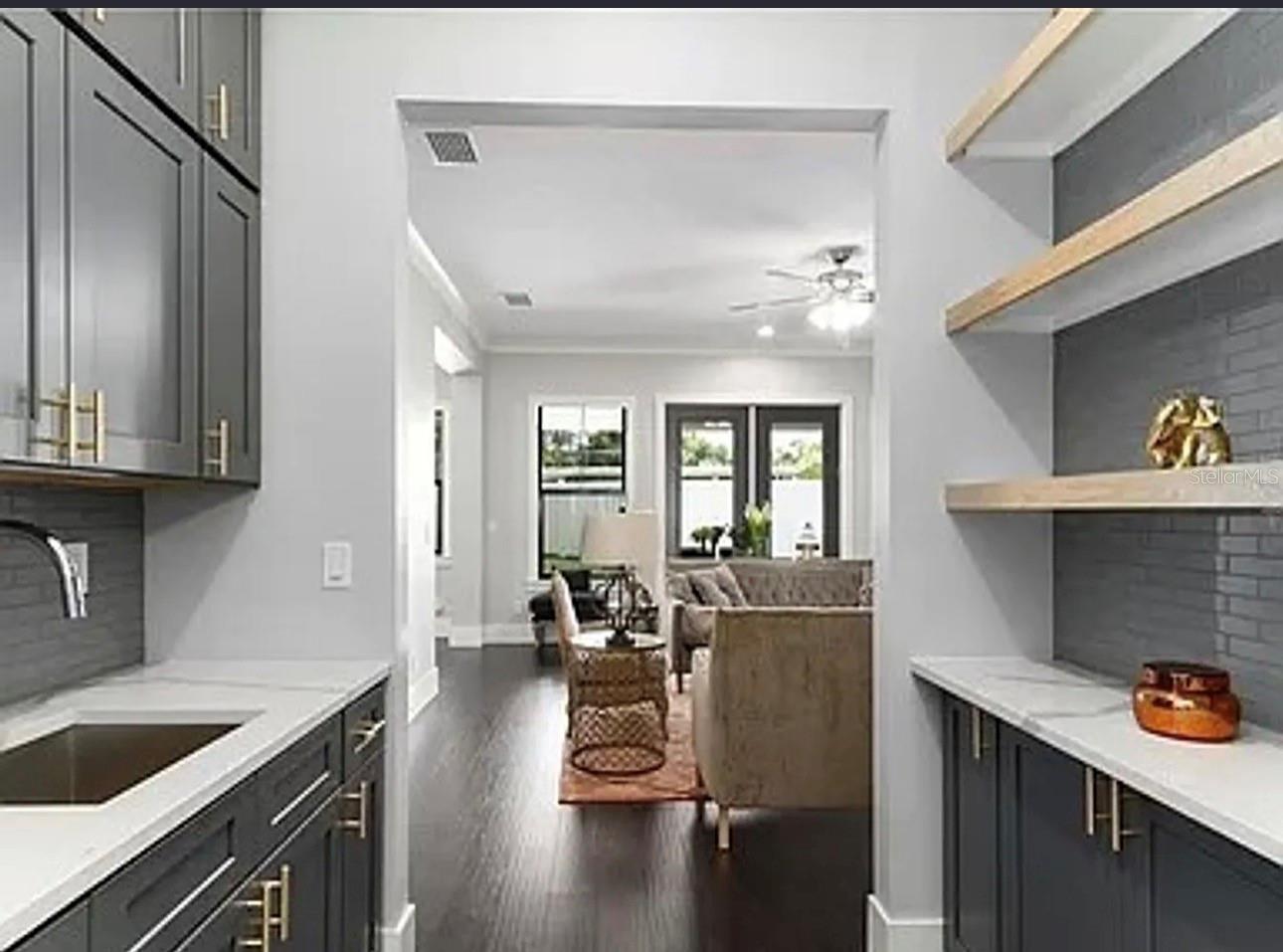 LAKE FOREST PARK S/20 LOT 26 BLK B - Residential Lease
