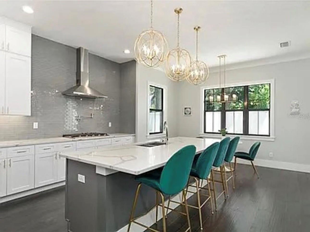 LAKE FOREST PARK S/20 LOT 26 BLK B - Residential Lease
