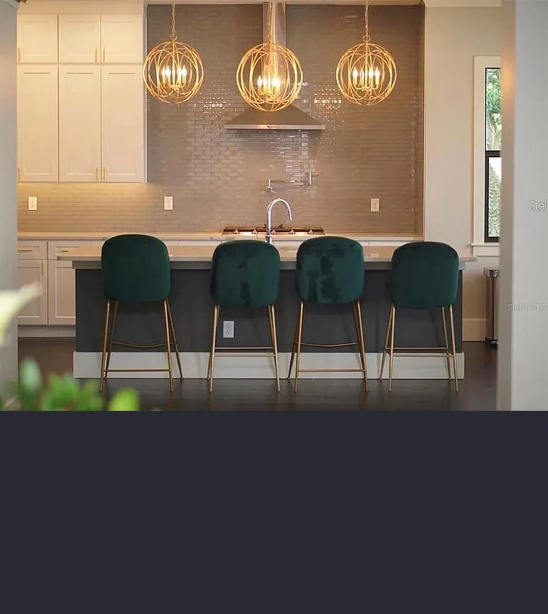 LAKE FOREST PARK S/20 LOT 26 BLK B - Residential Lease