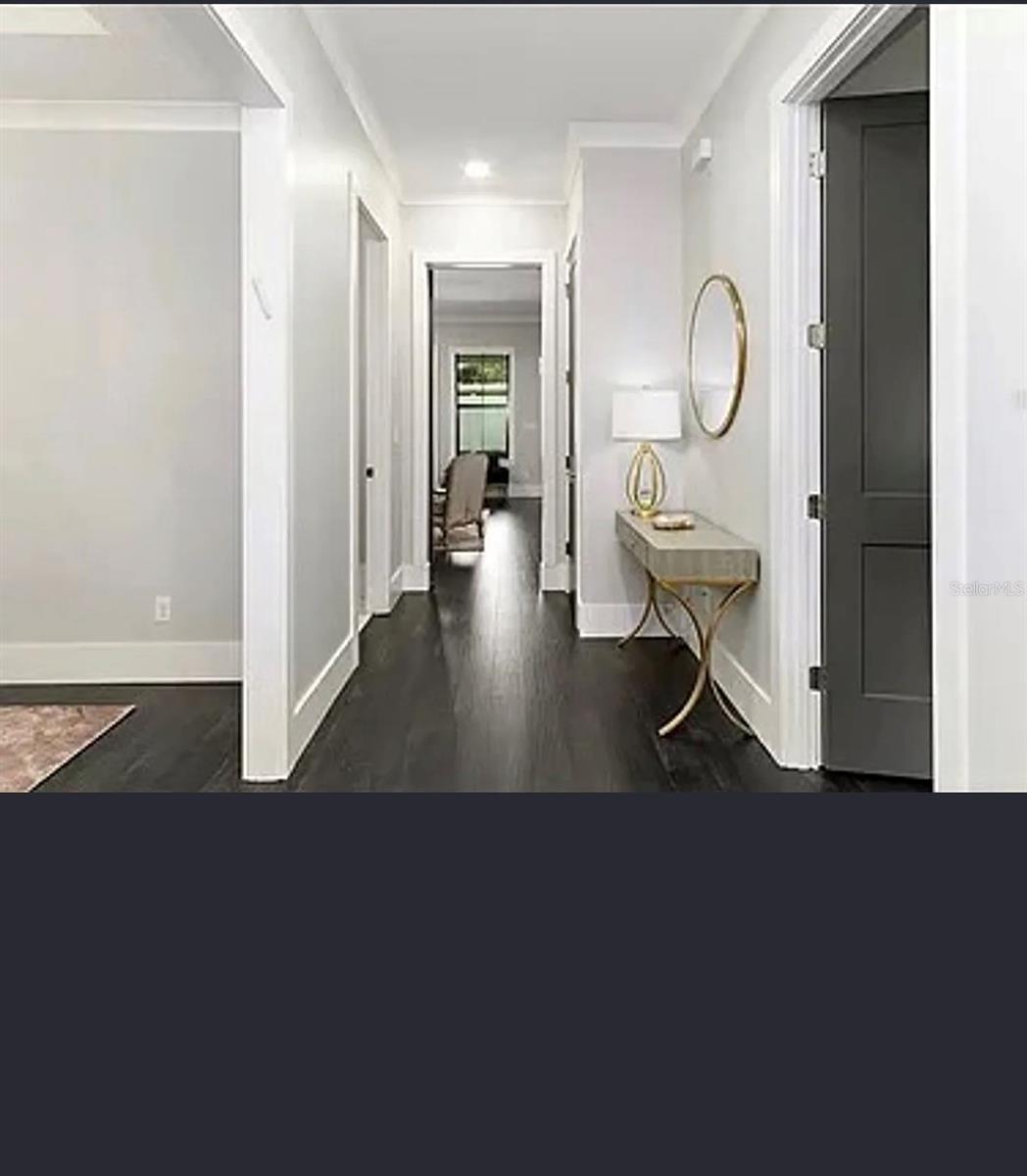 LAKE FOREST PARK S/20 LOT 26 BLK B - Residential Lease