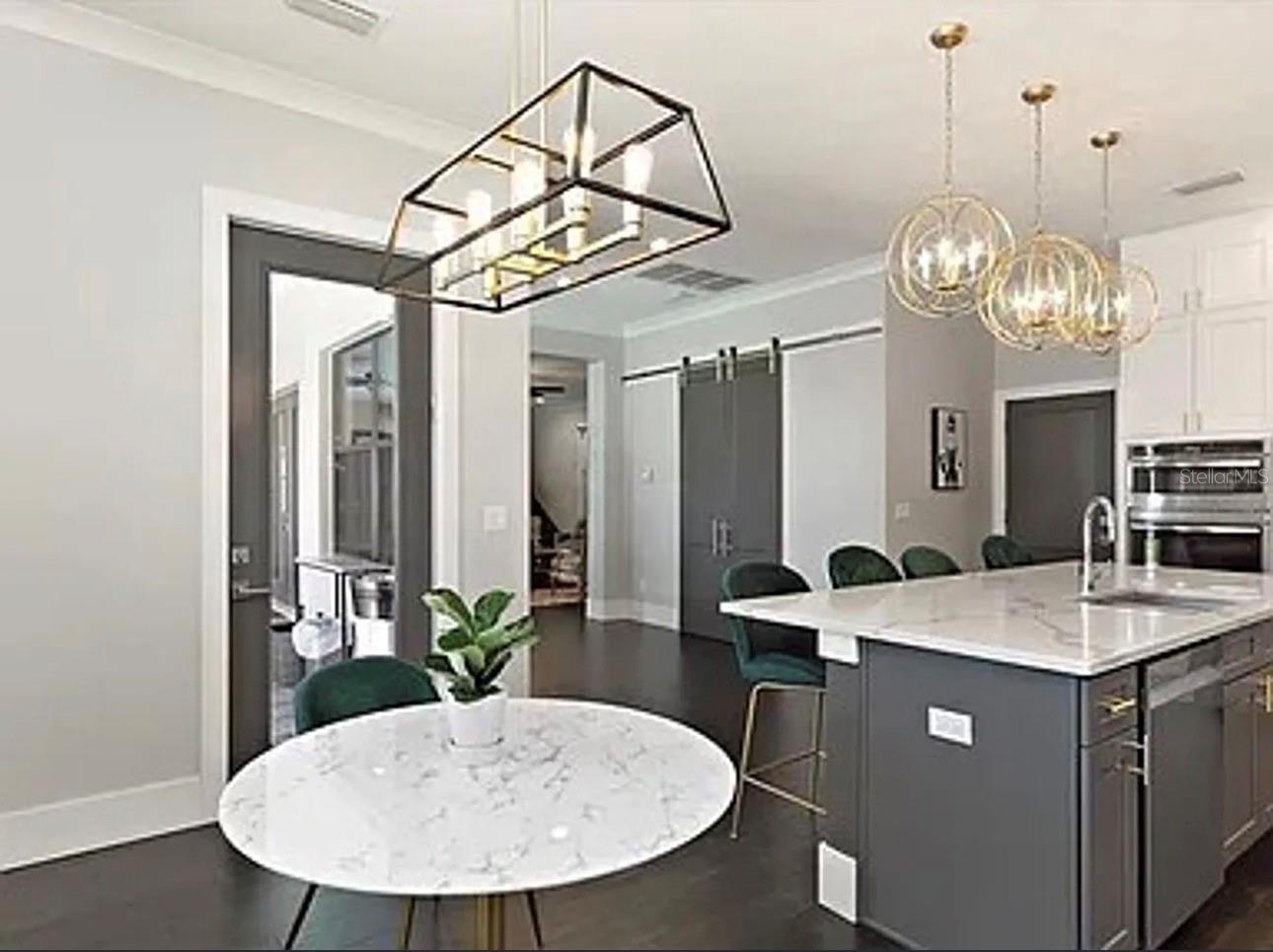 LAKE FOREST PARK S/20 LOT 26 BLK B - Residential Lease