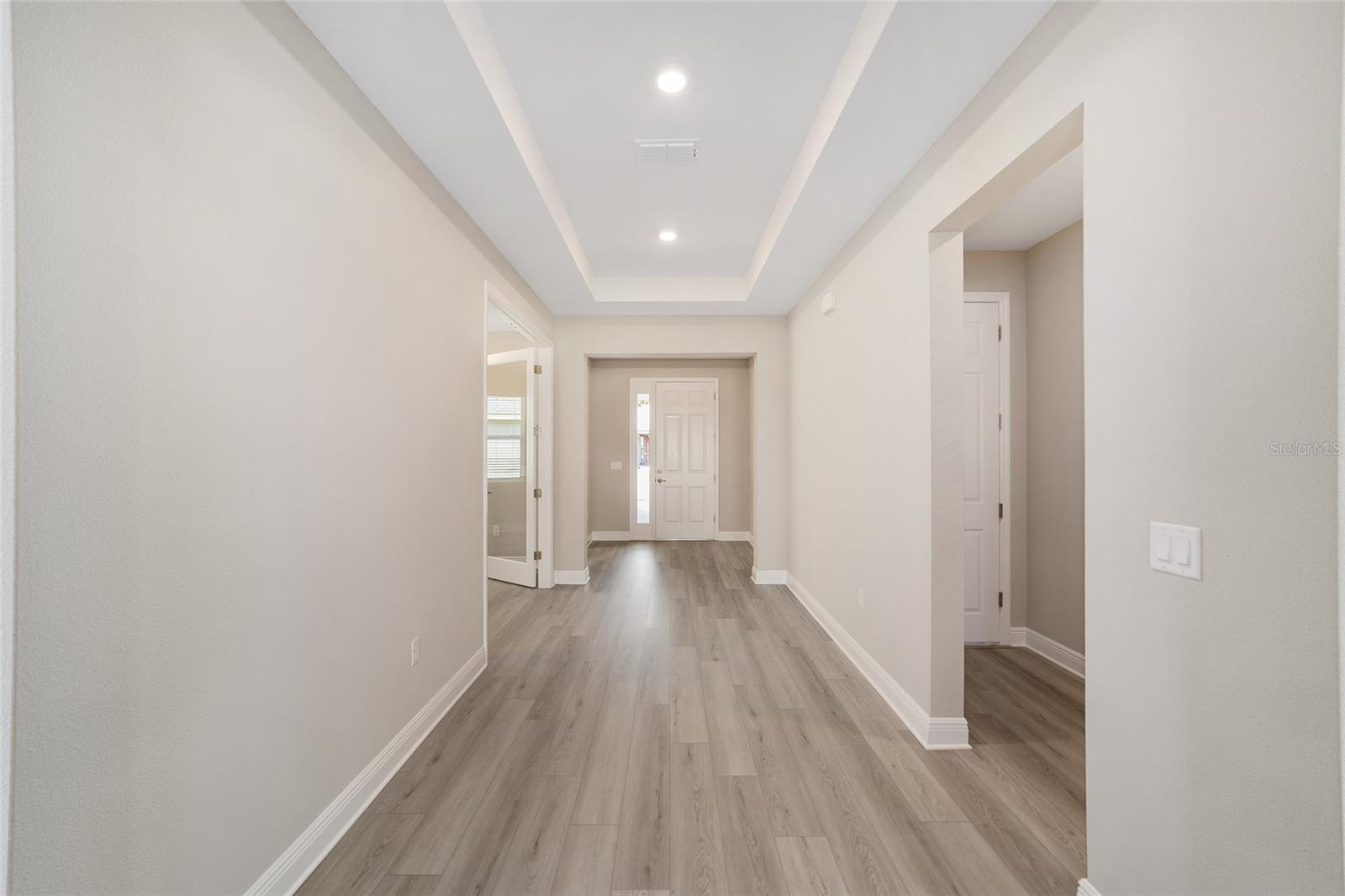 ON TOP OF THE WORLD - Residential Lease