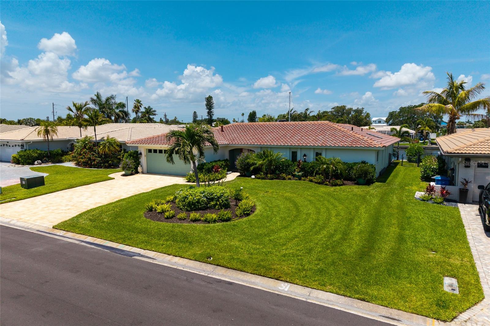 VENETIAN ISLES - Residential