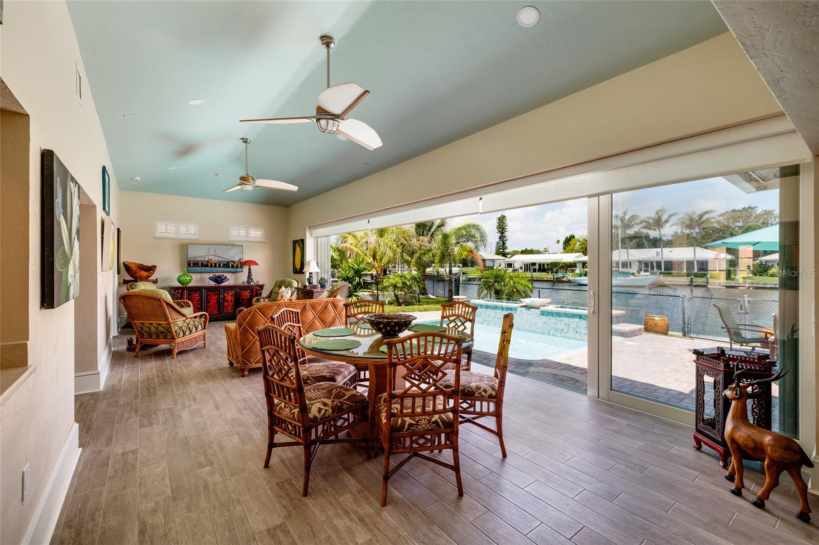 VENETIAN ISLES - Residential