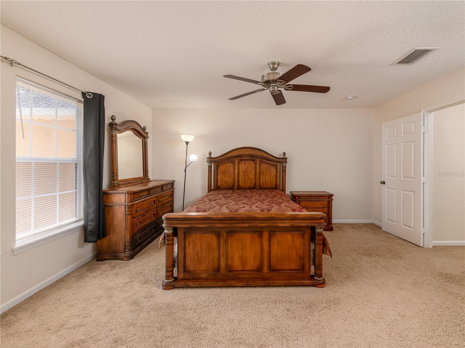 EMERALD POINTE TWNHM - Residential Lease