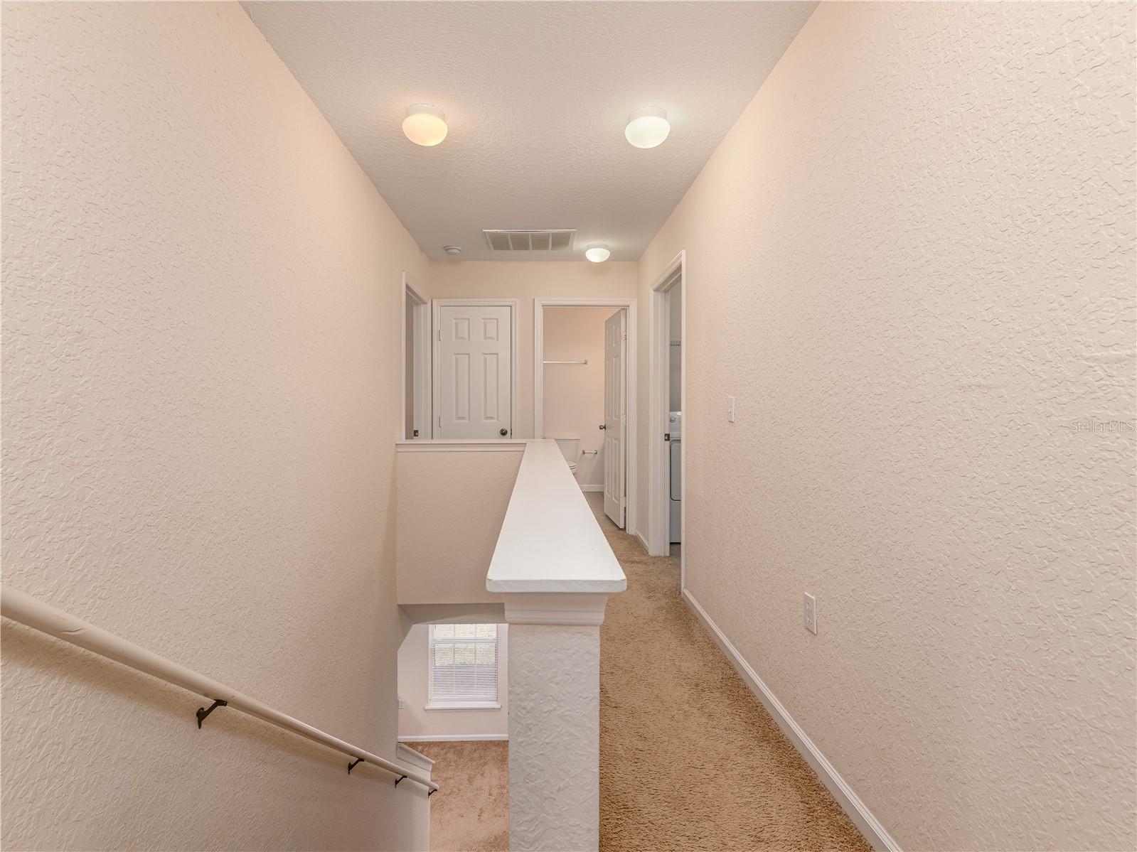 EMERALD POINTE TWNHM - Residential Lease