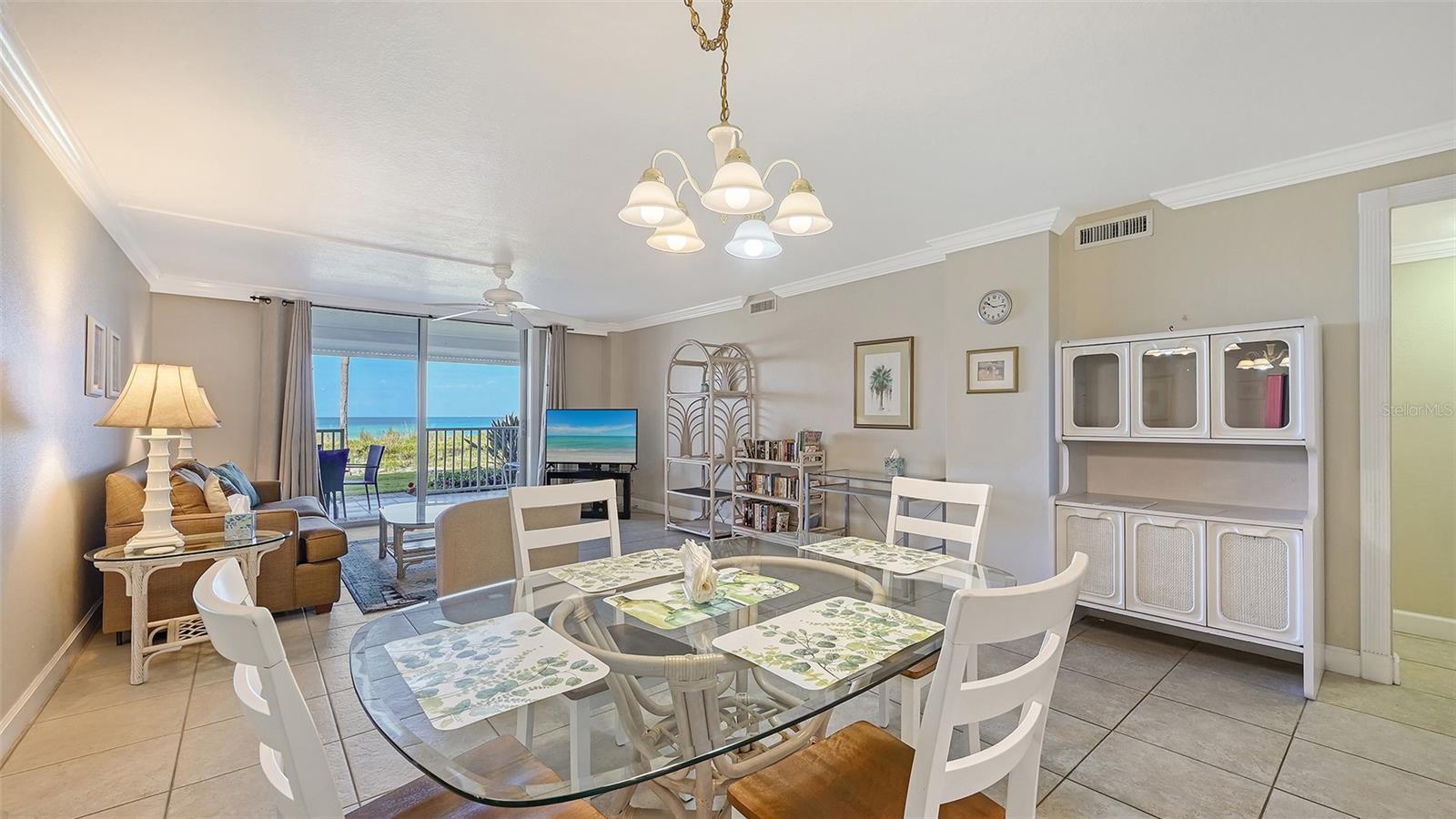 TIFFANY PLAZA - Residential