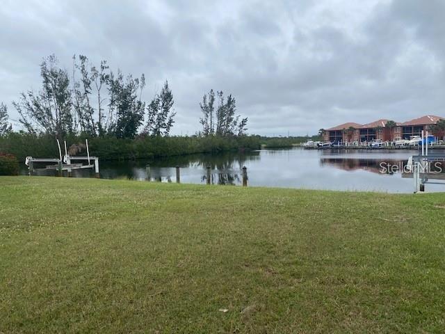 PUNTA GORDA ISLES SEC 15 - Land
