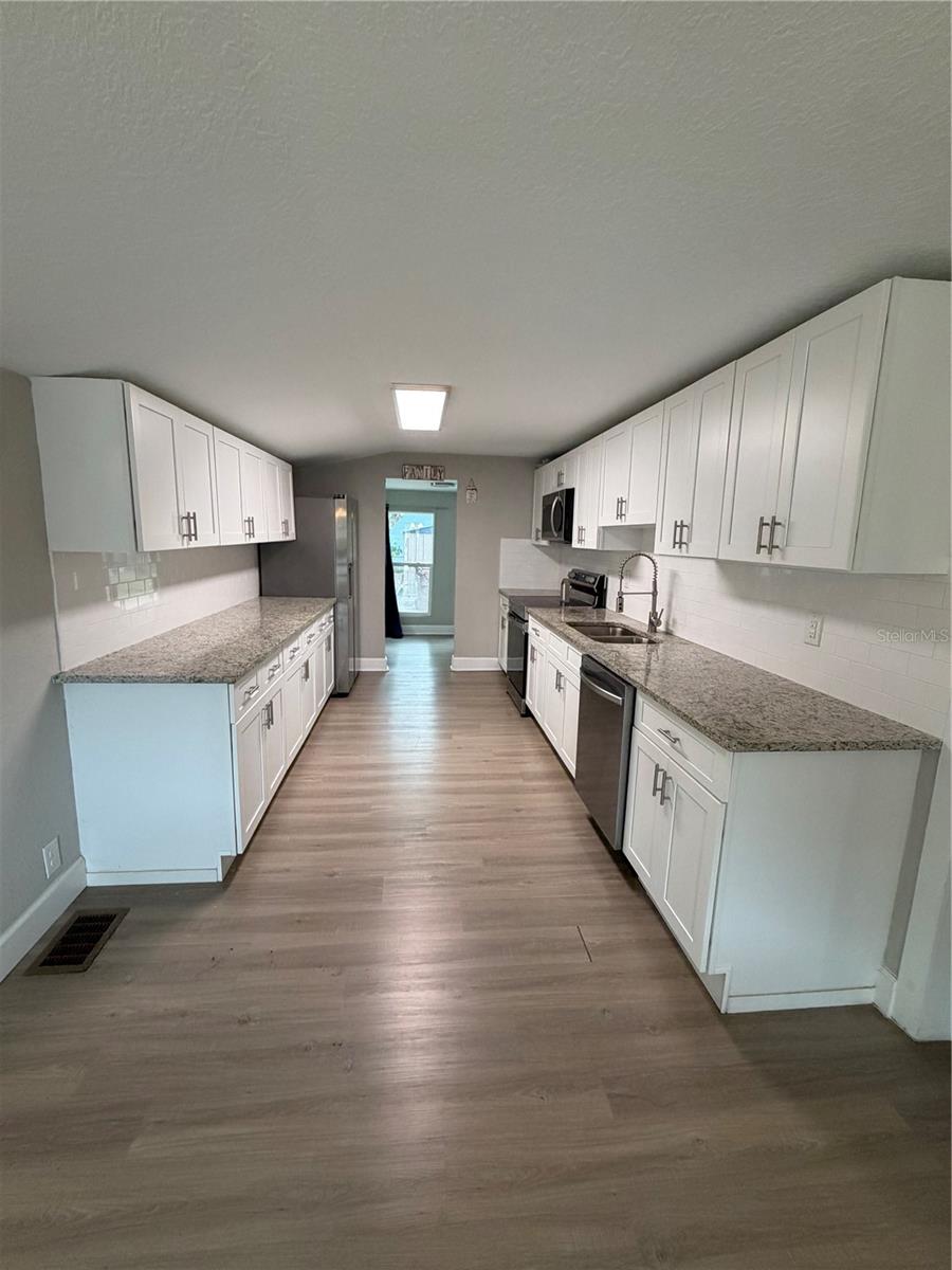 TWIN LAKE PARK RESUB - Residential