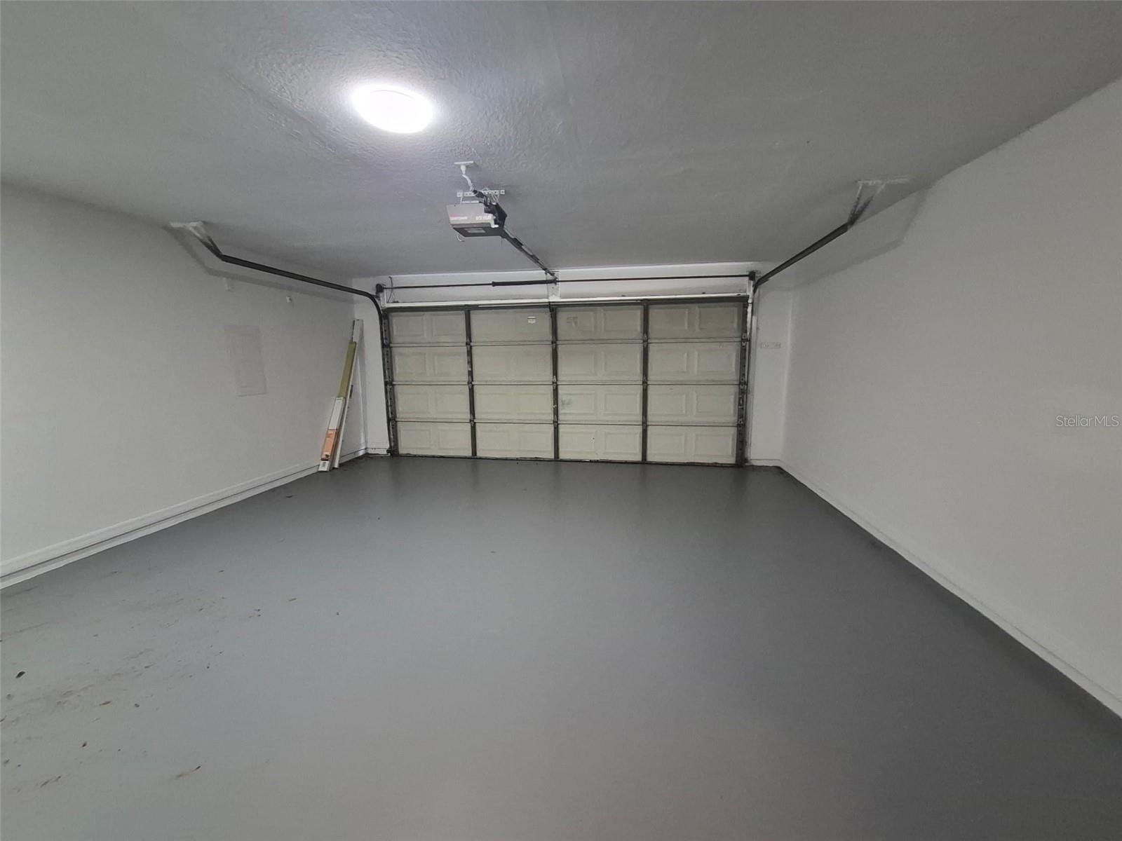 SILVER SPGS SHORES - Residential