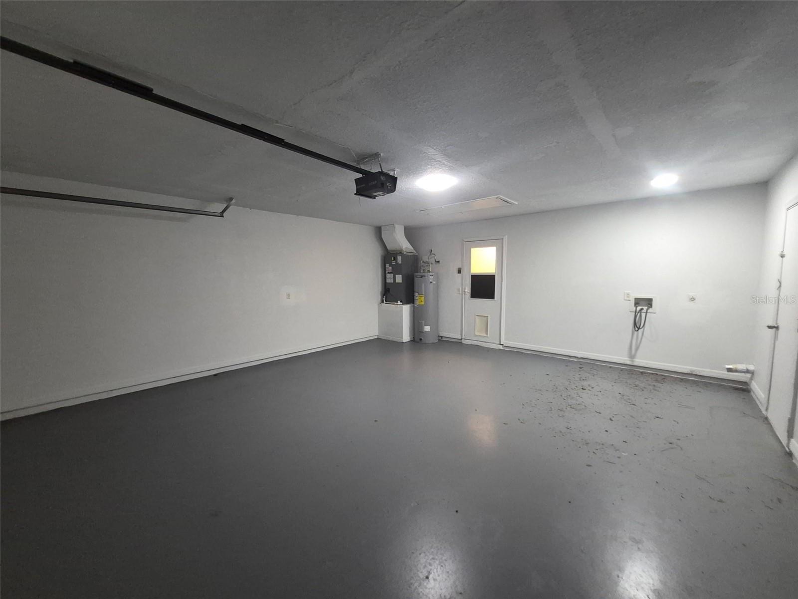 SILVER SPGS SHORES - Residential