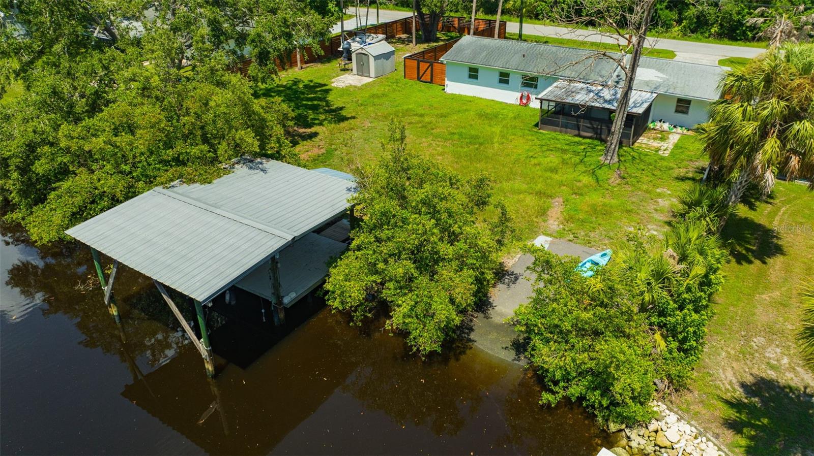 ALAFIA SHORES SUB 1ST - Residential