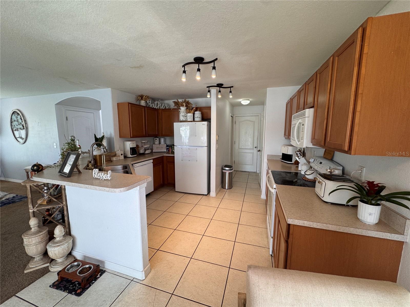 RIVER BEND PH 3B - Residential Lease