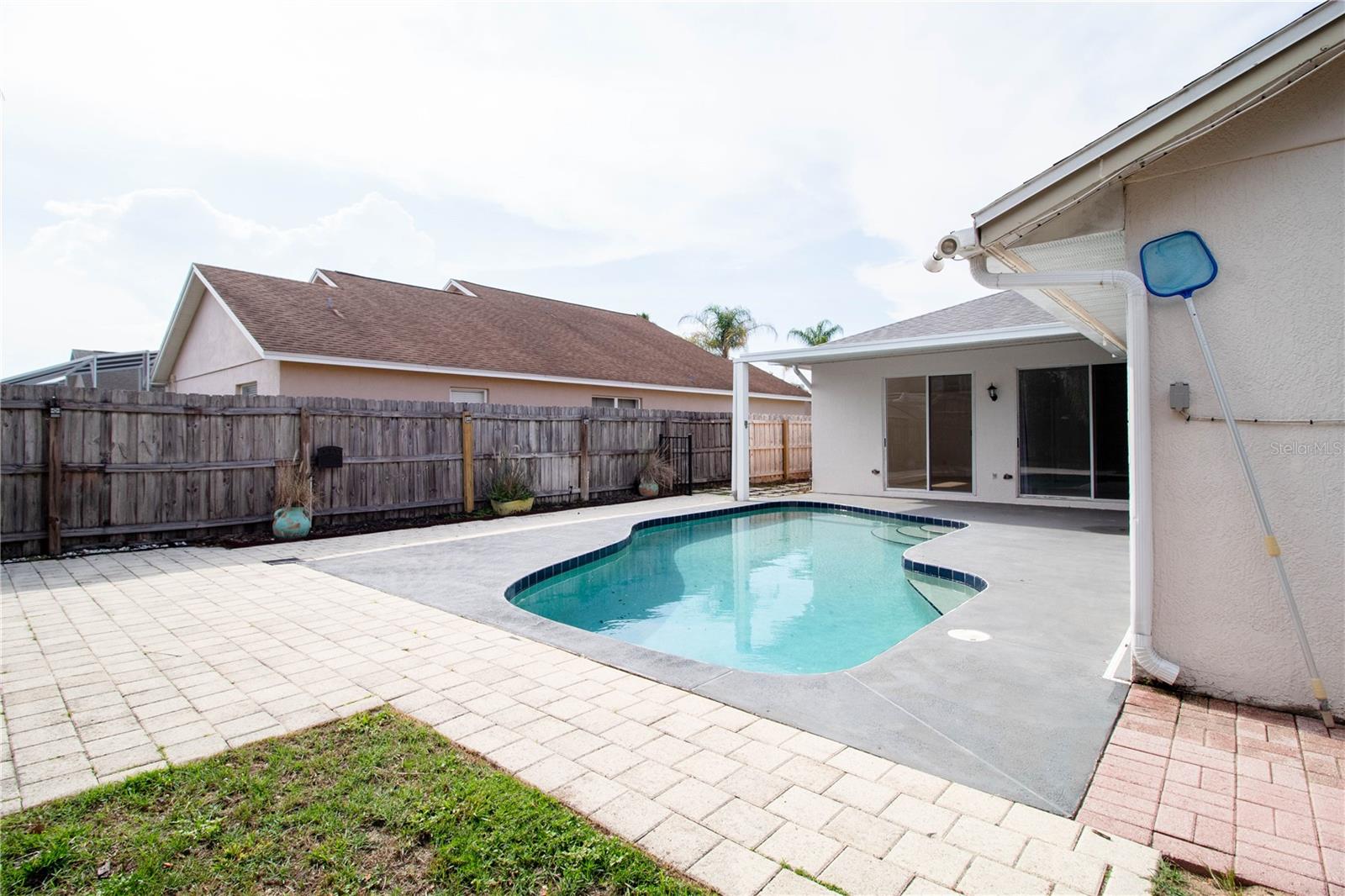 LINDFIELDS UNIT 04 - Residential Lease